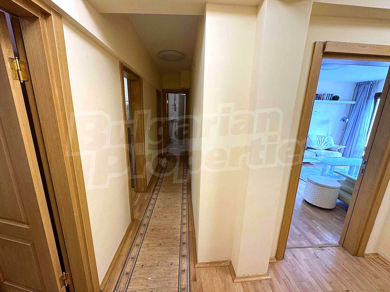 Gallery Picture 31