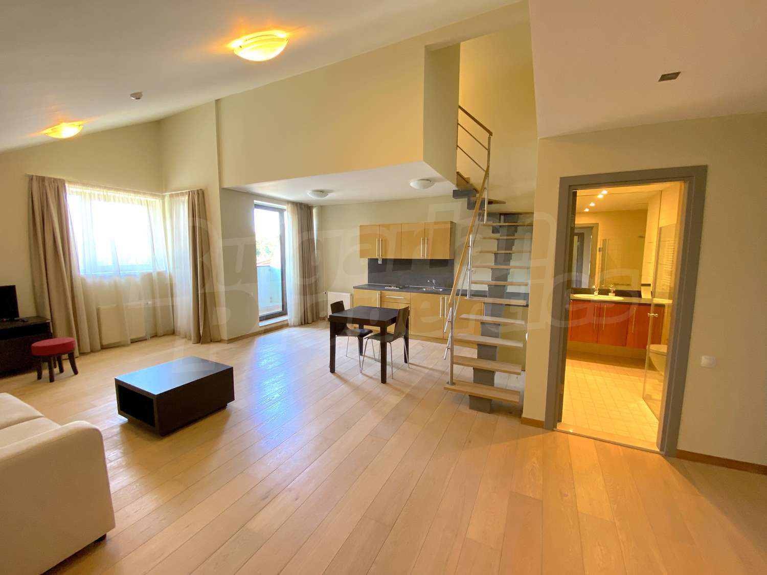 Gallery Picture 30