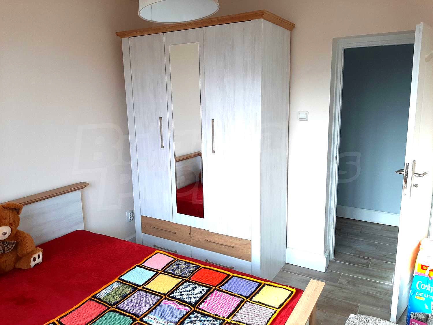 Gallery Picture 15