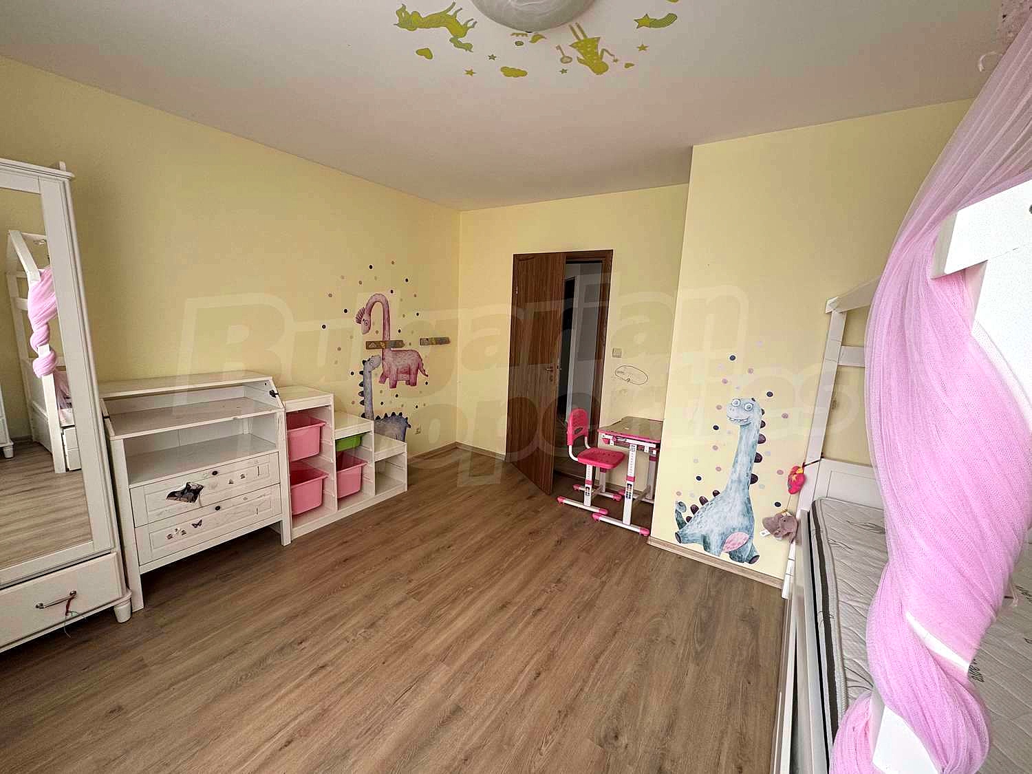 Gallery Picture 18