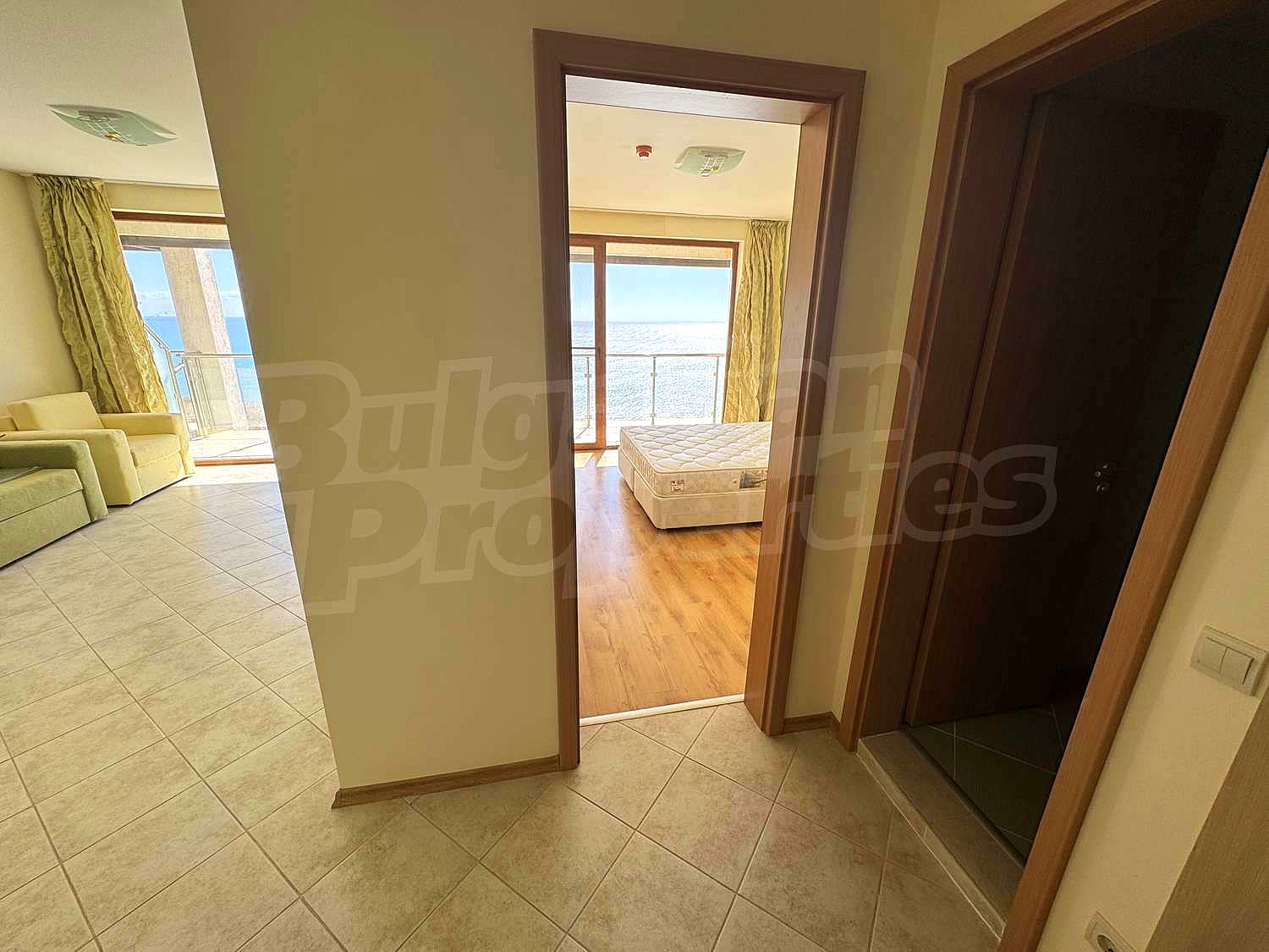 Gallery Picture 11