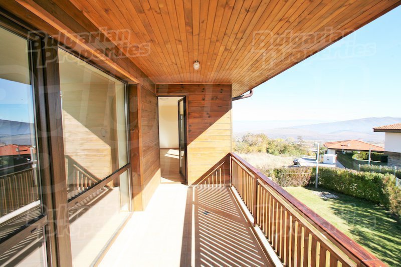 Gallery Picture 12