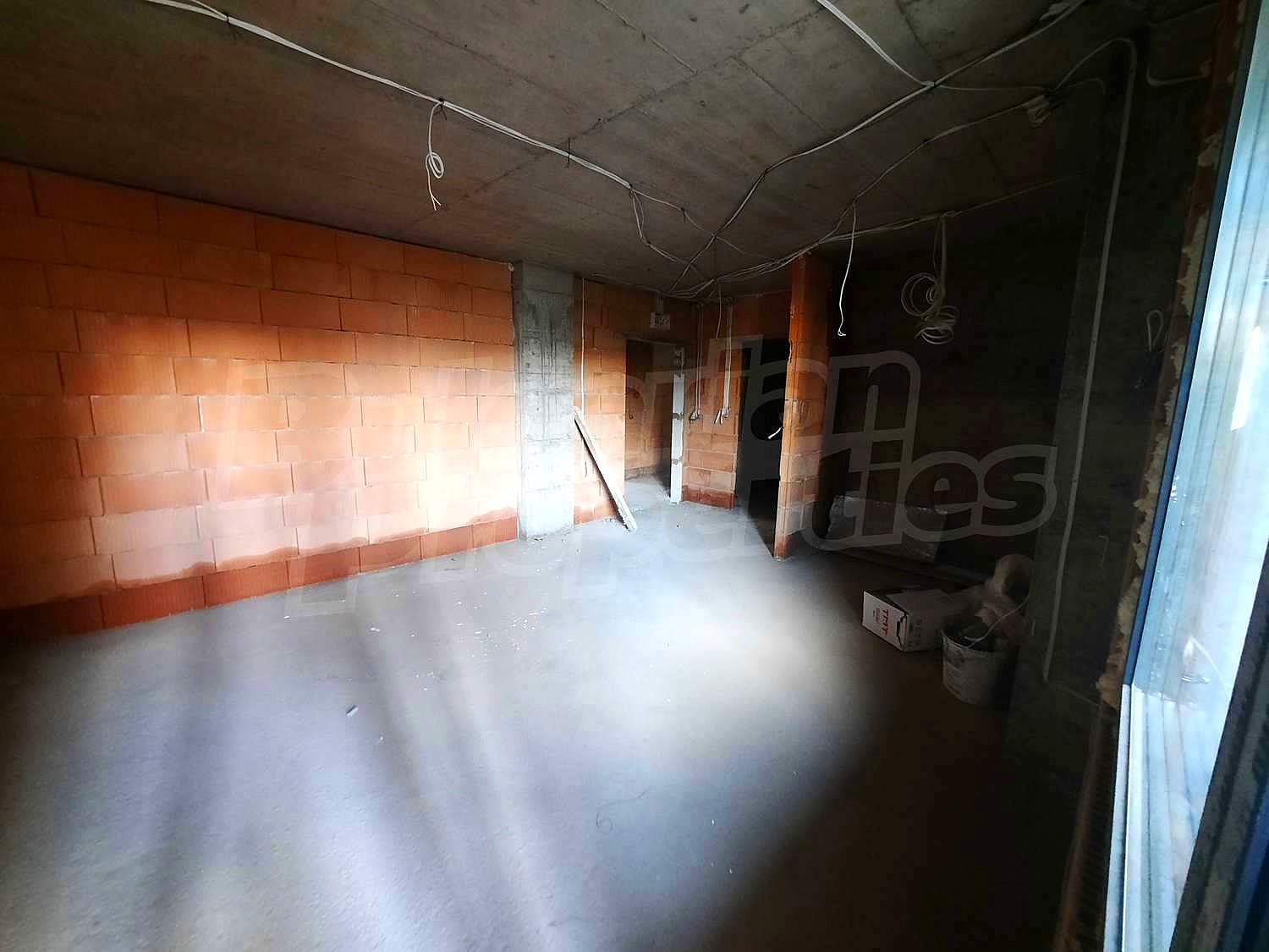 Gallery Picture 2