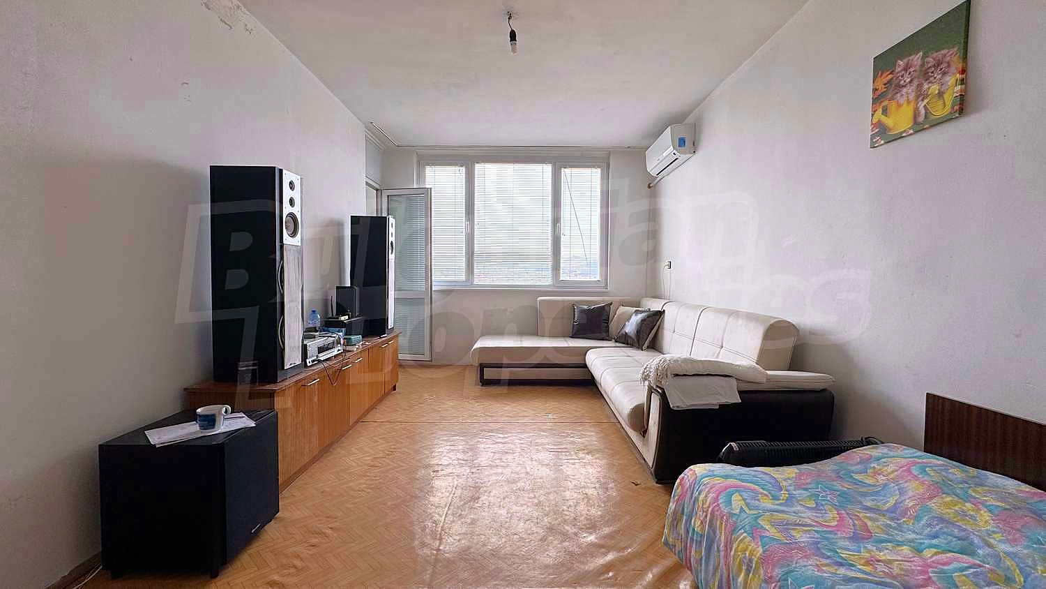 Gallery Picture 2