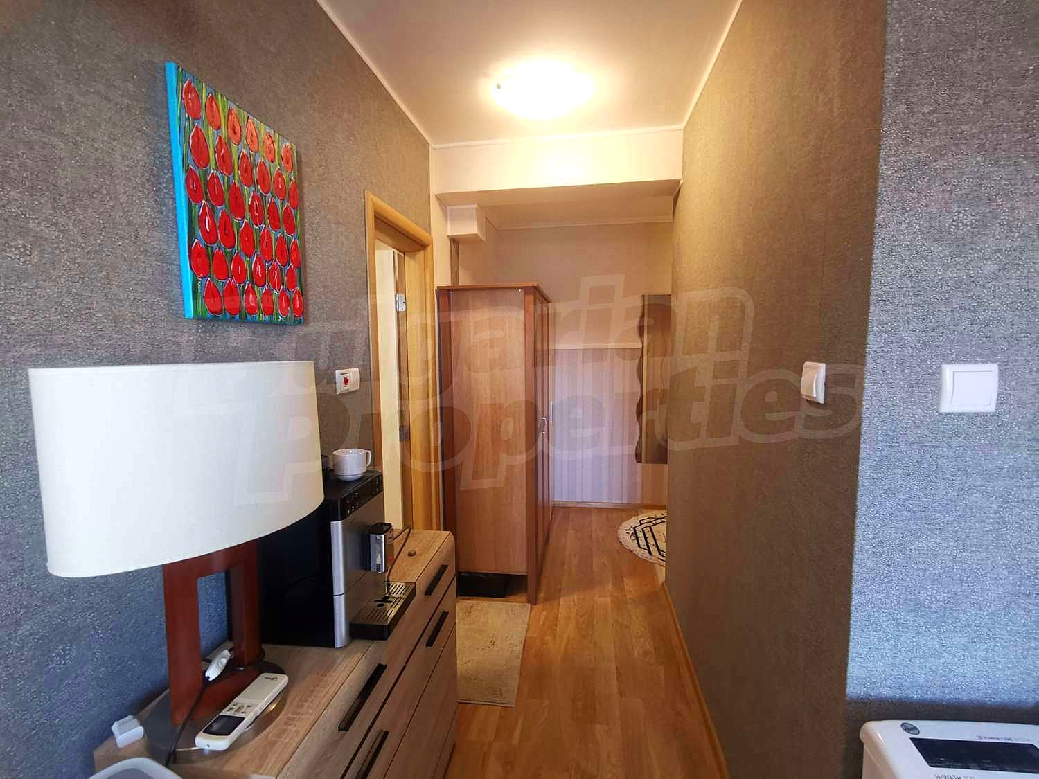 Gallery Picture 7