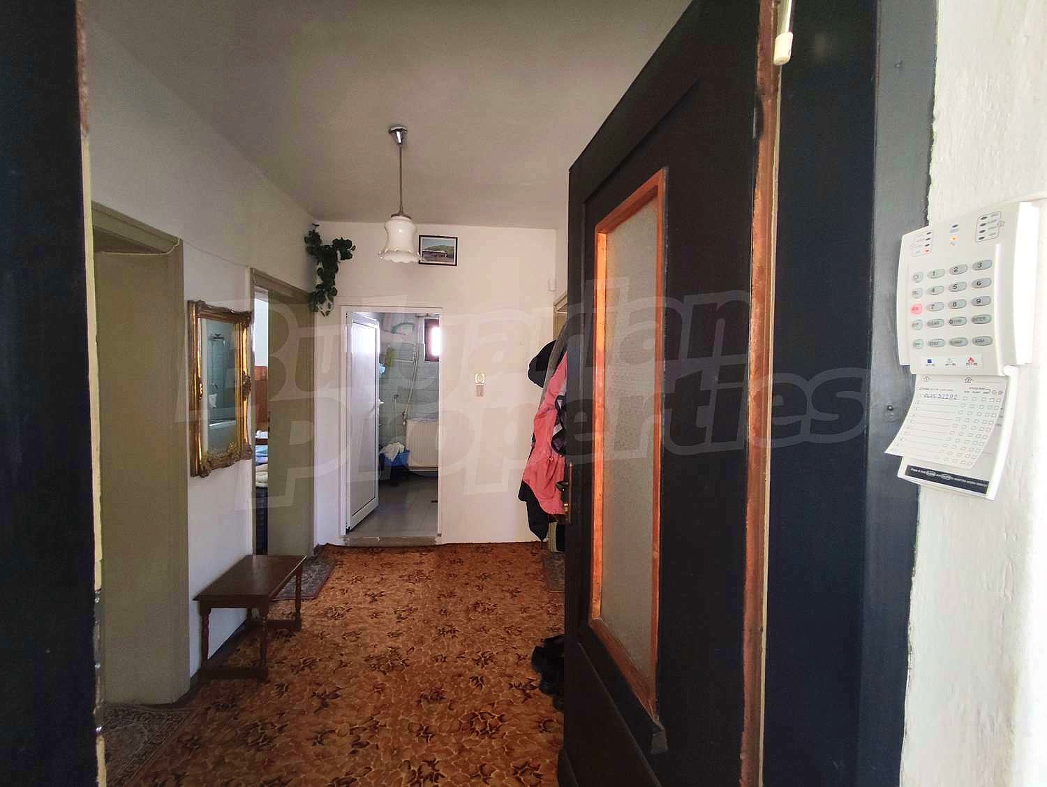 Gallery Picture 10