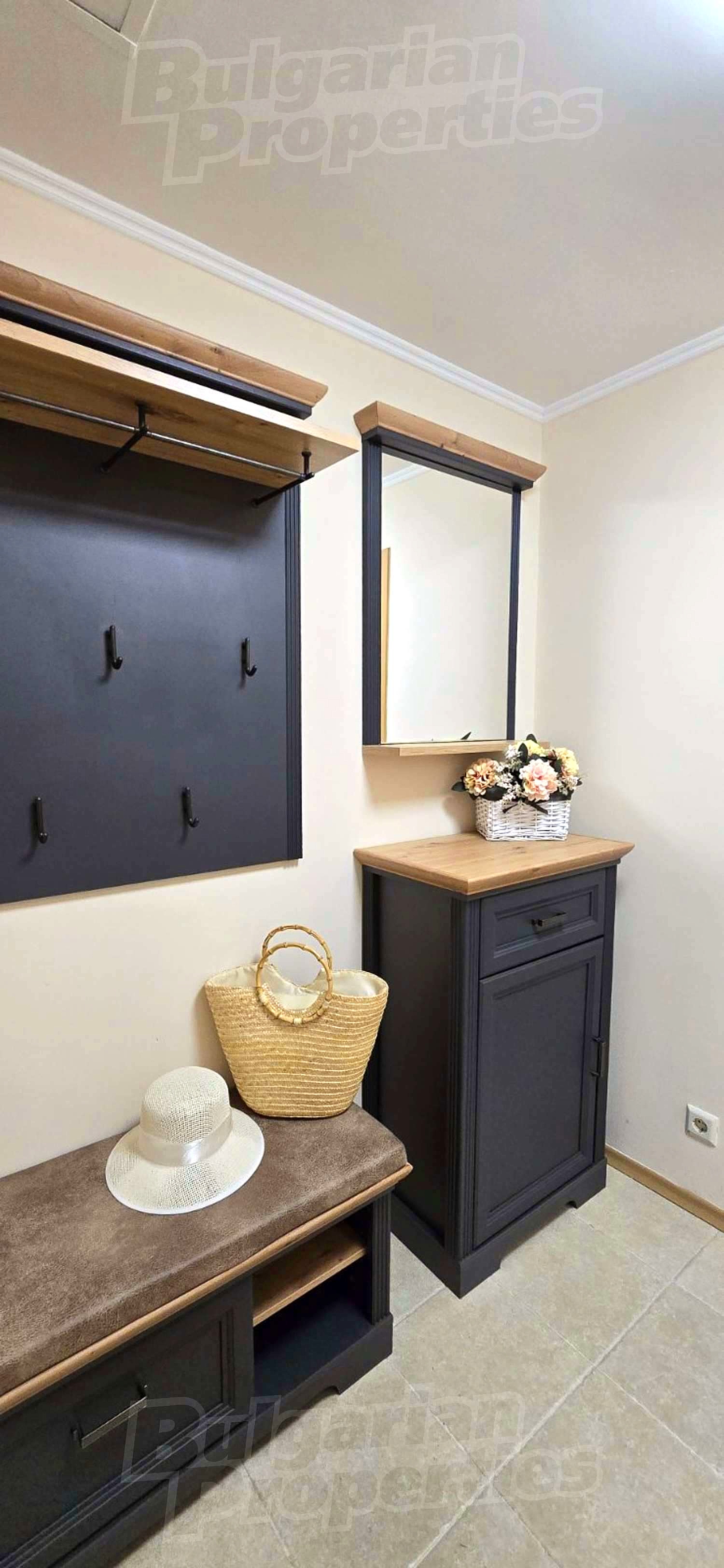 Gallery Picture 6