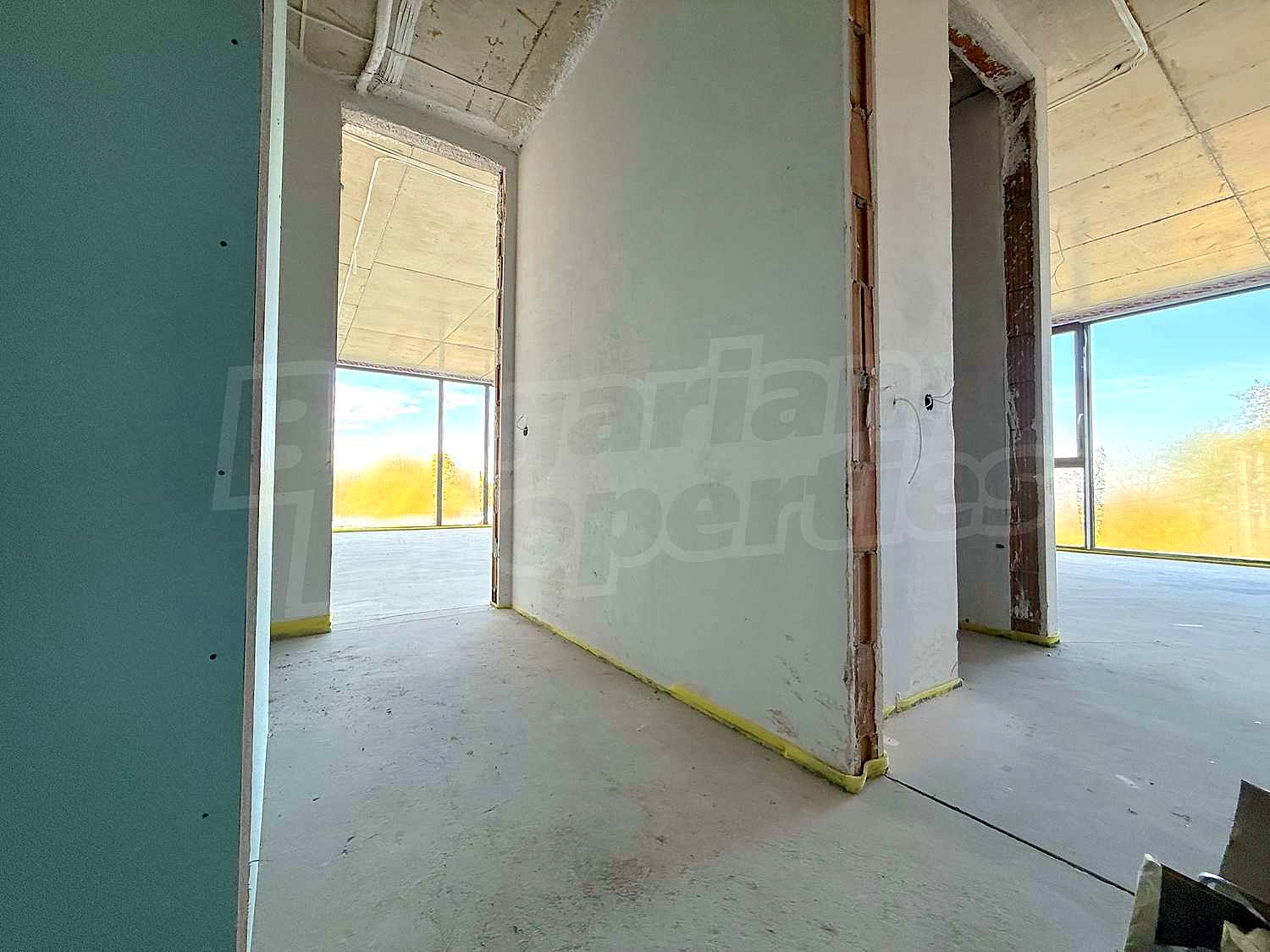 Gallery Picture 12