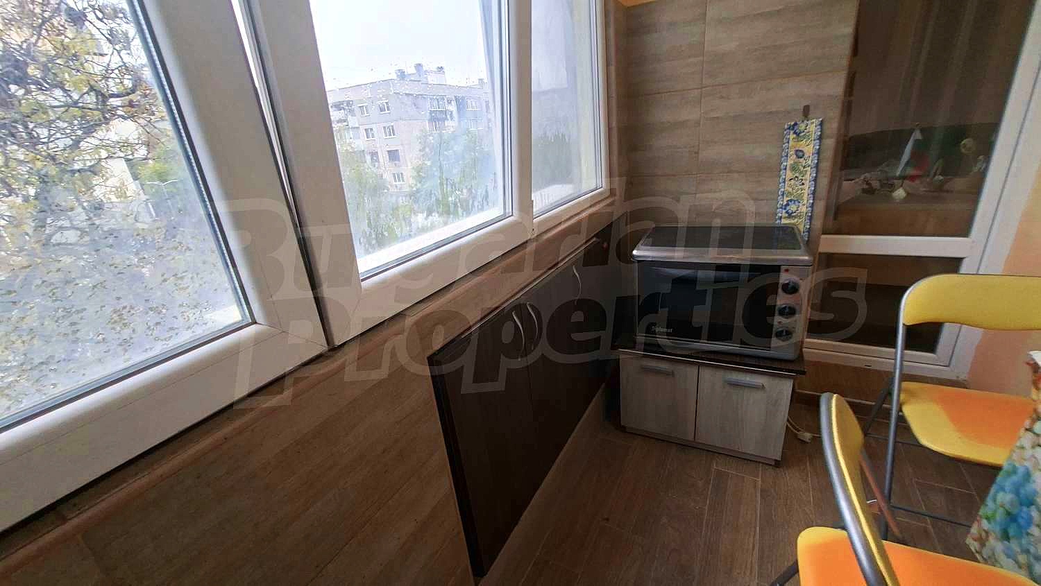 Gallery Picture 10