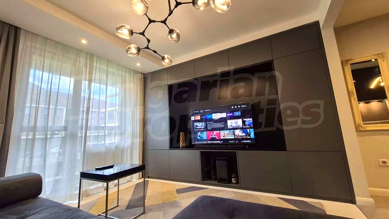 Gallery Picture 4