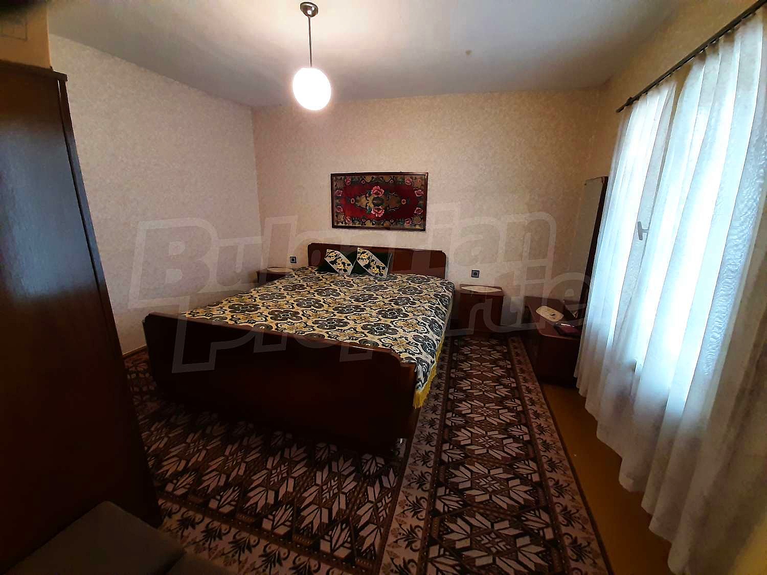 Gallery Picture 12