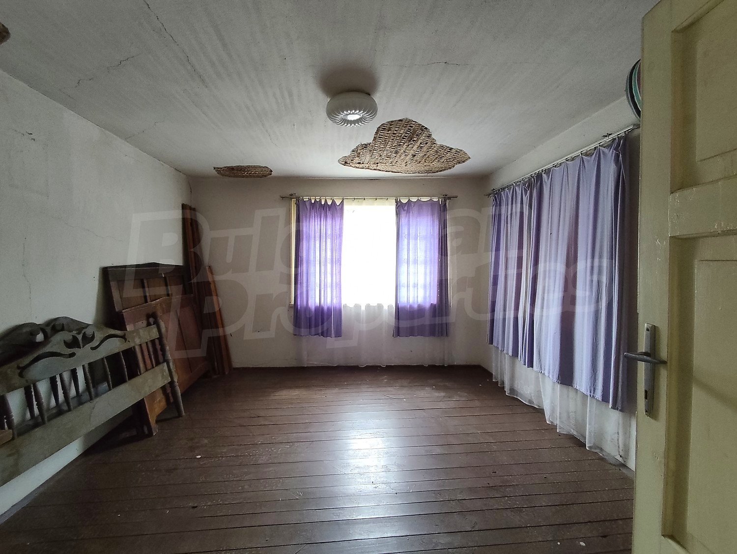 Gallery Picture 43