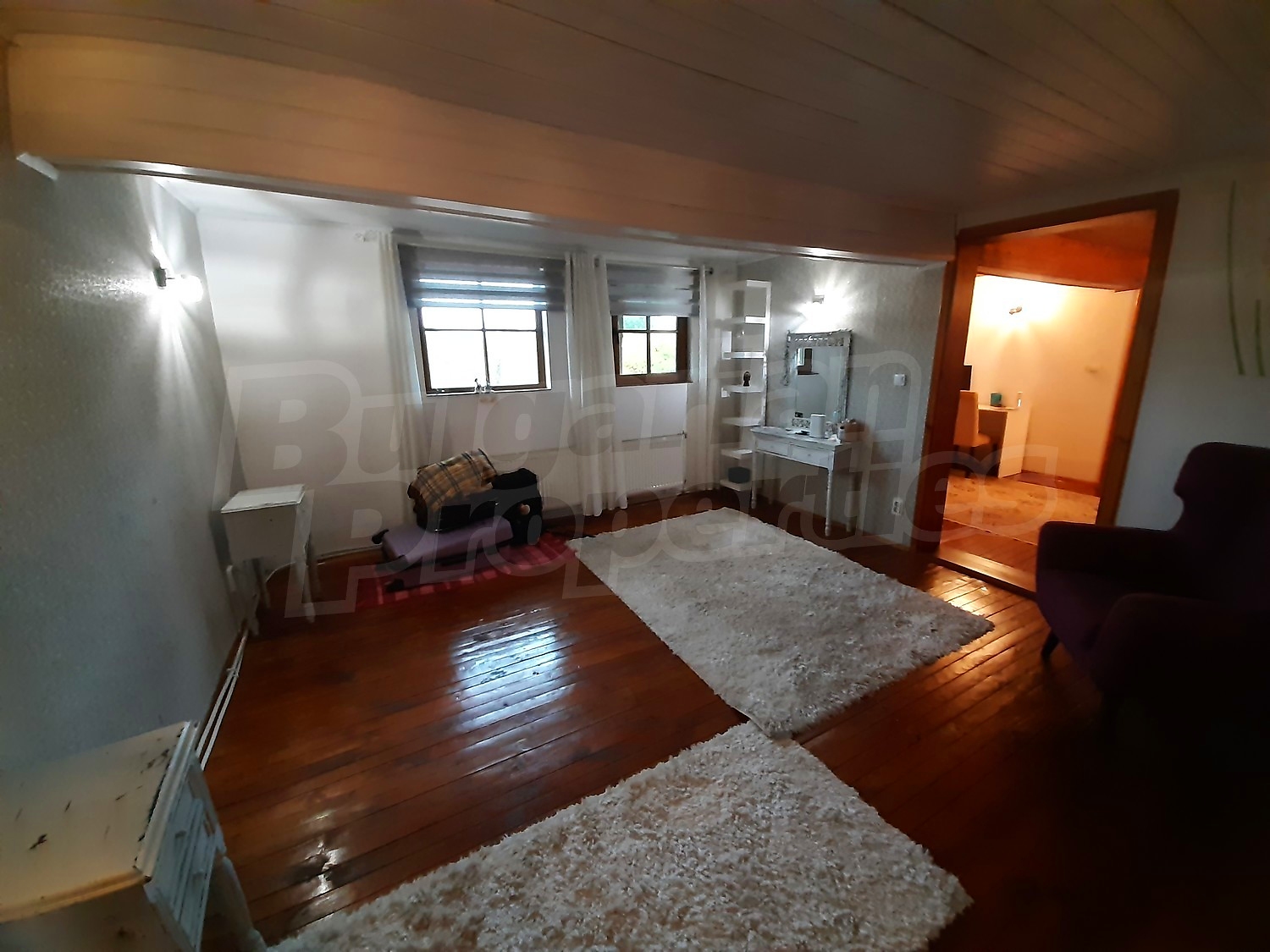 Gallery Picture 28