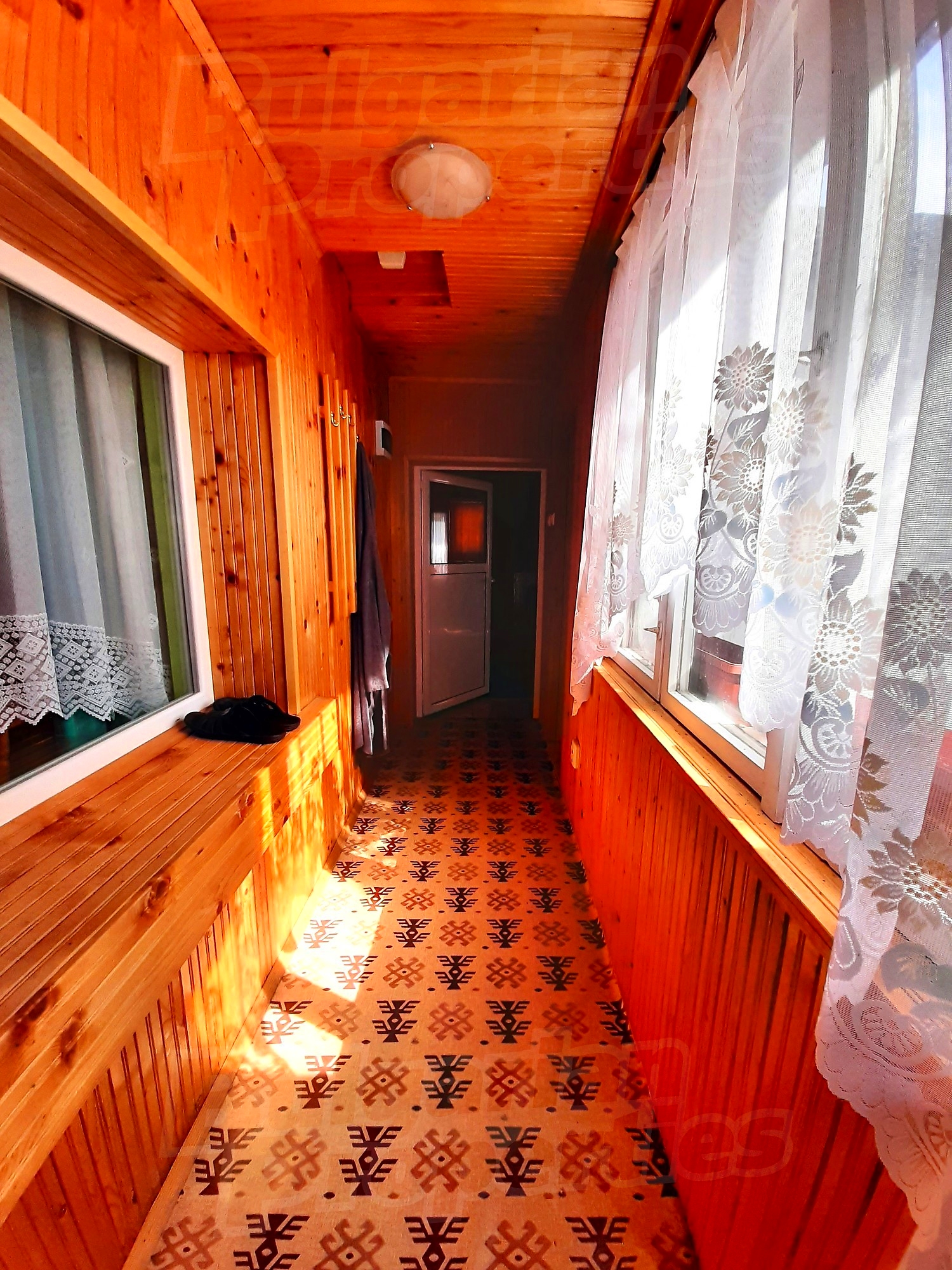 Gallery Picture 32