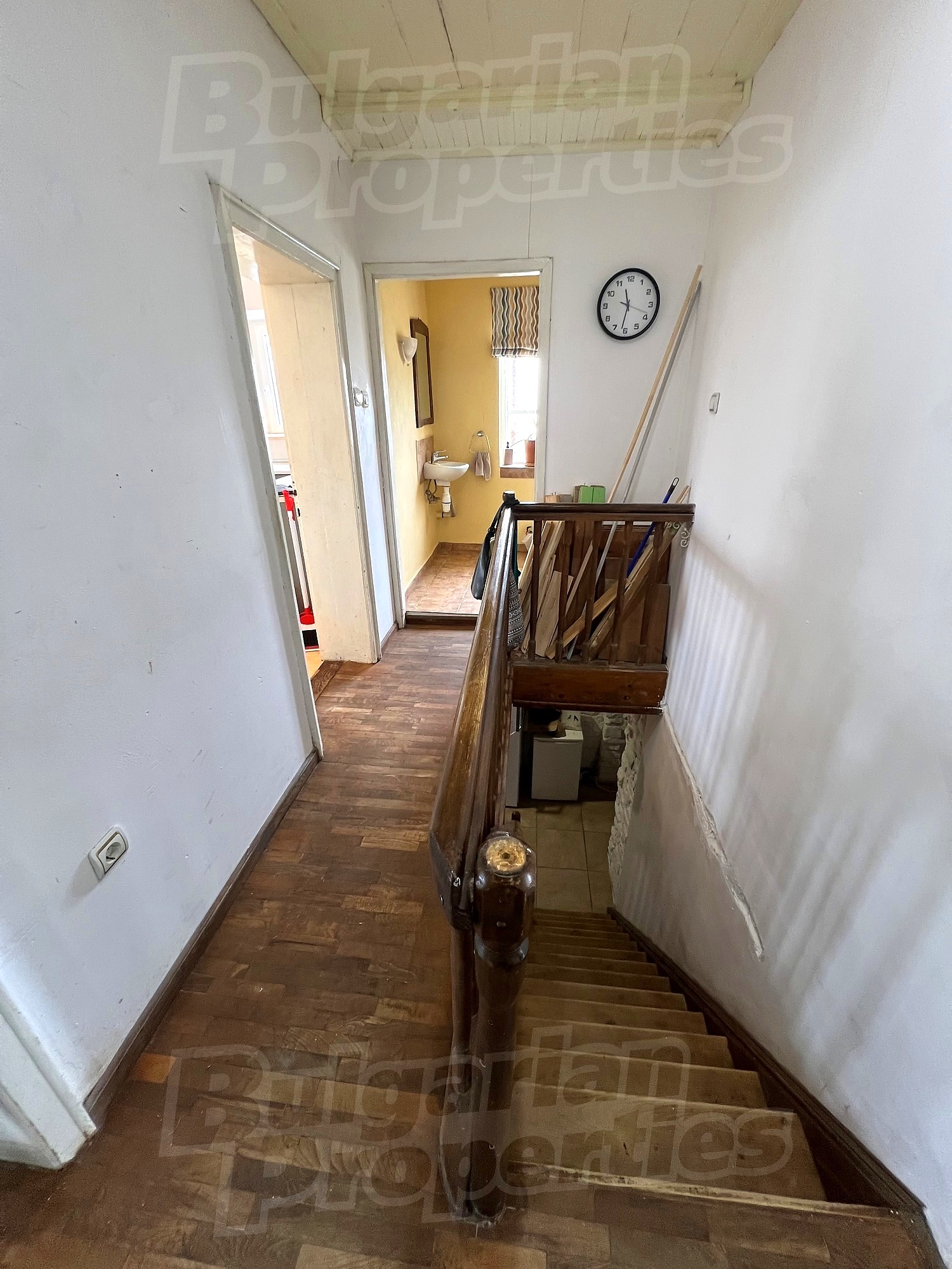 Gallery Picture 19