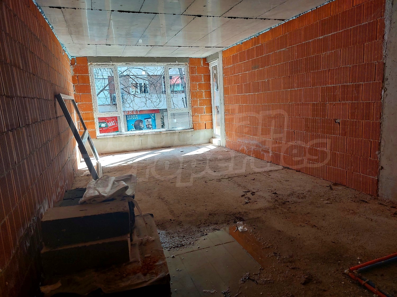 Gallery Picture 14