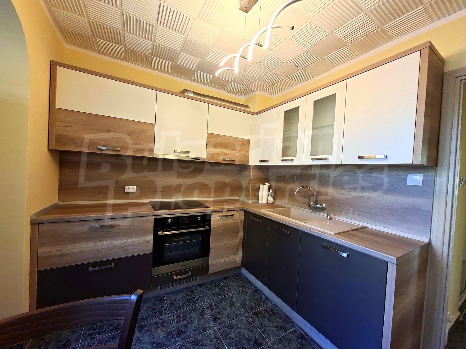 Gallery Picture 2