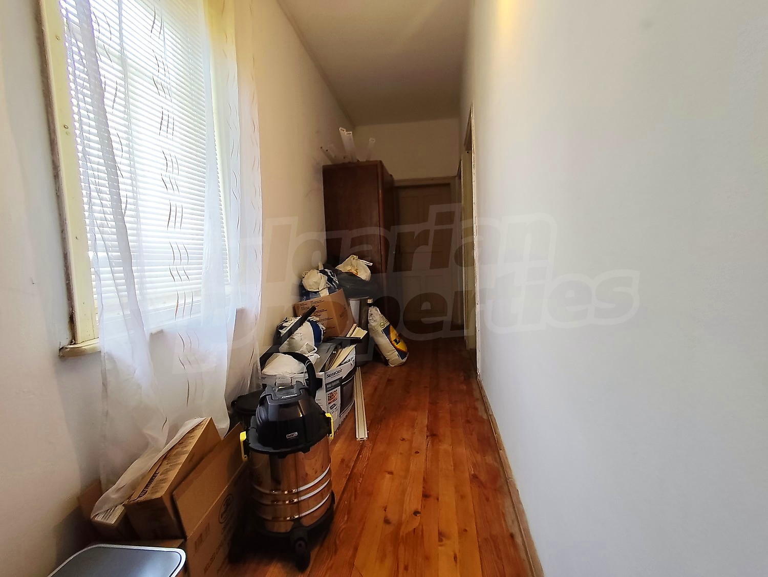 Gallery Picture 19