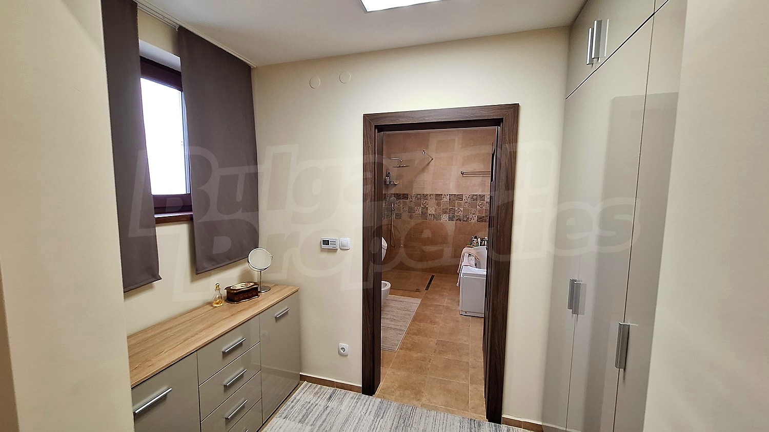Gallery Picture 39