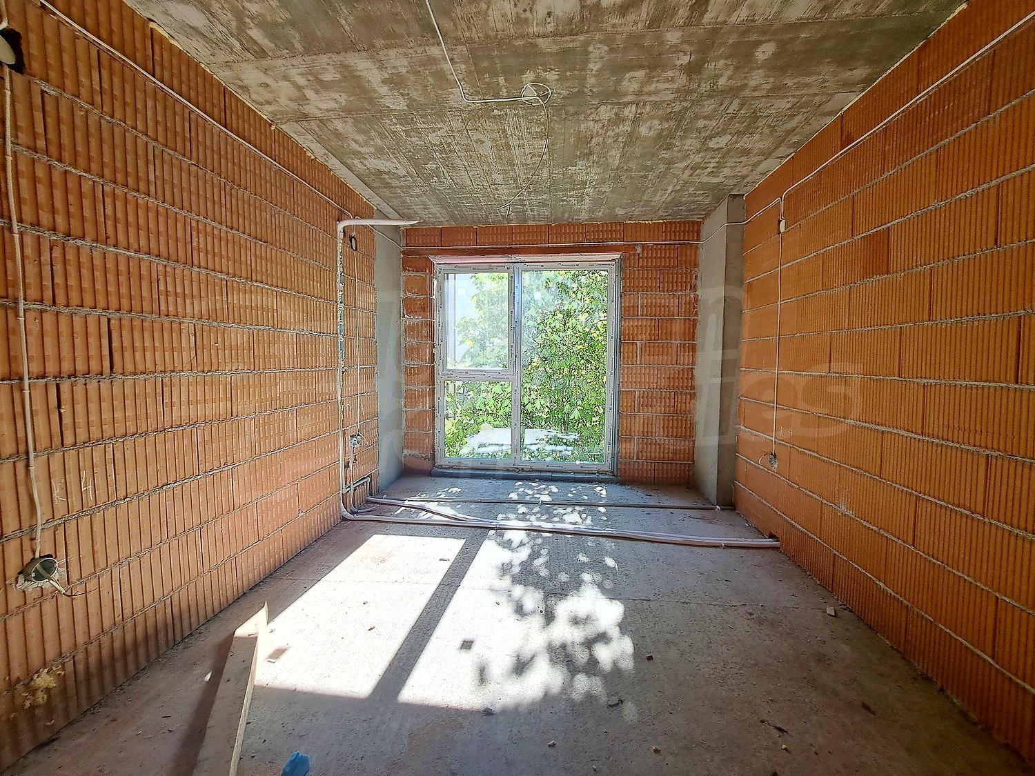 Gallery Picture 4