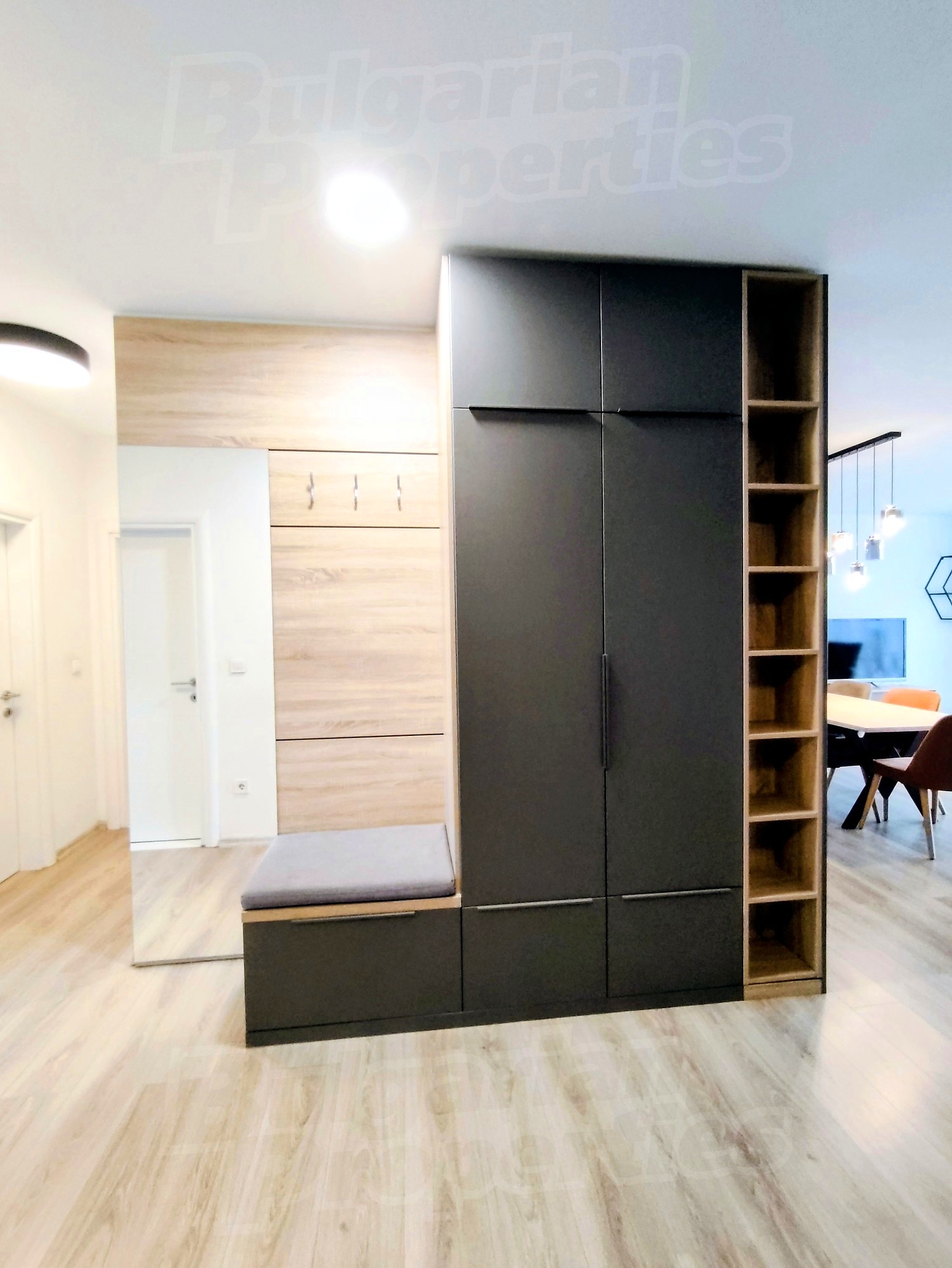 Gallery Picture 16