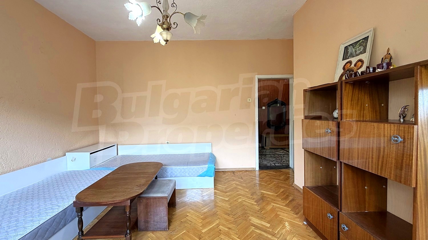 Gallery Picture 17