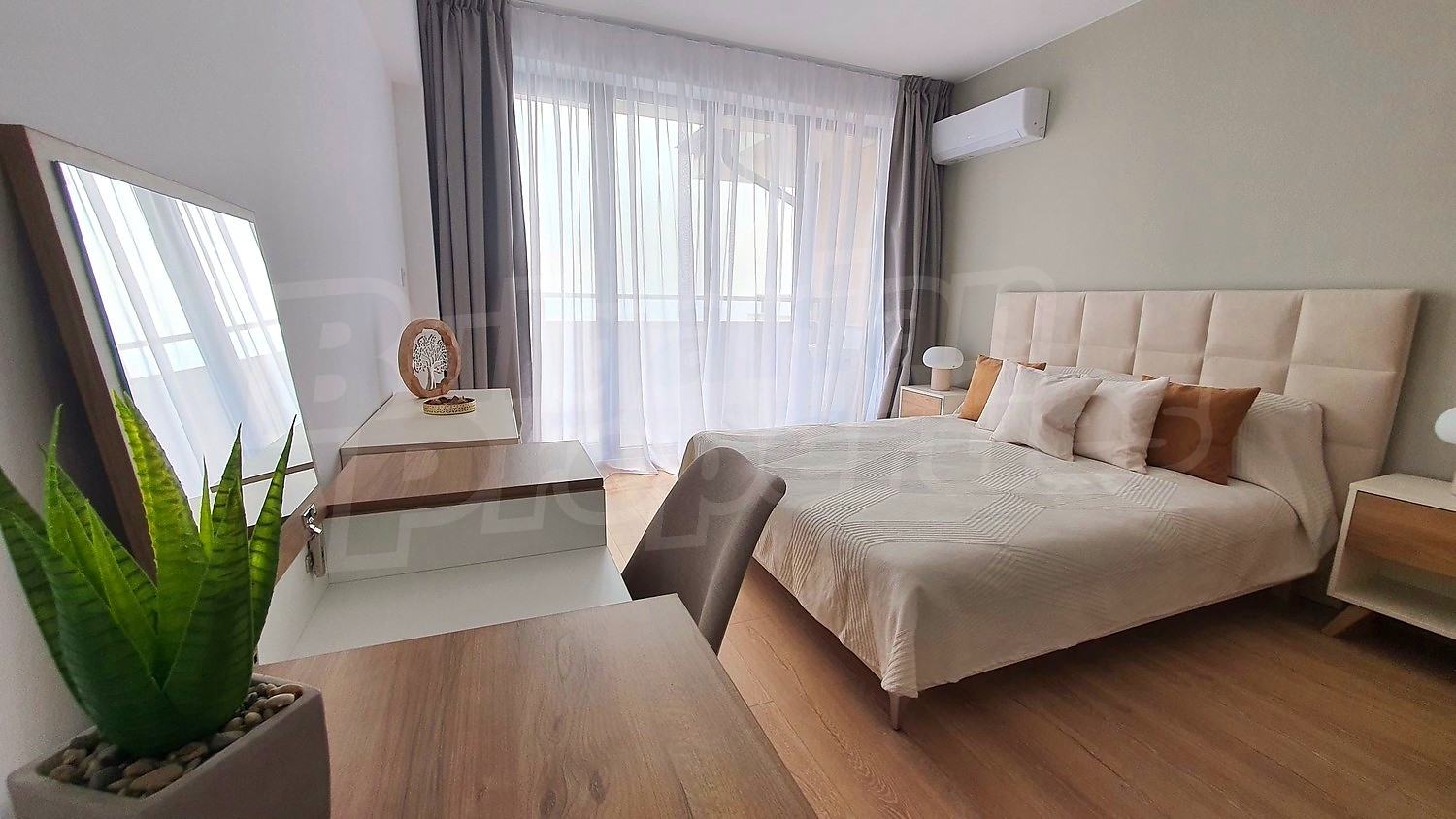 Gallery Picture 3