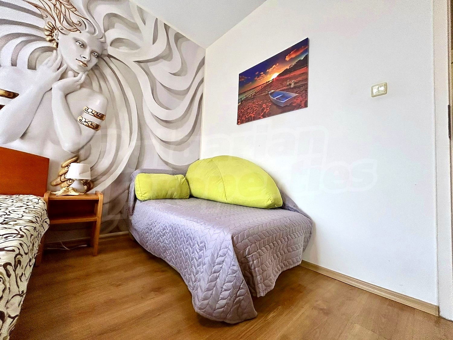 Gallery Picture 5