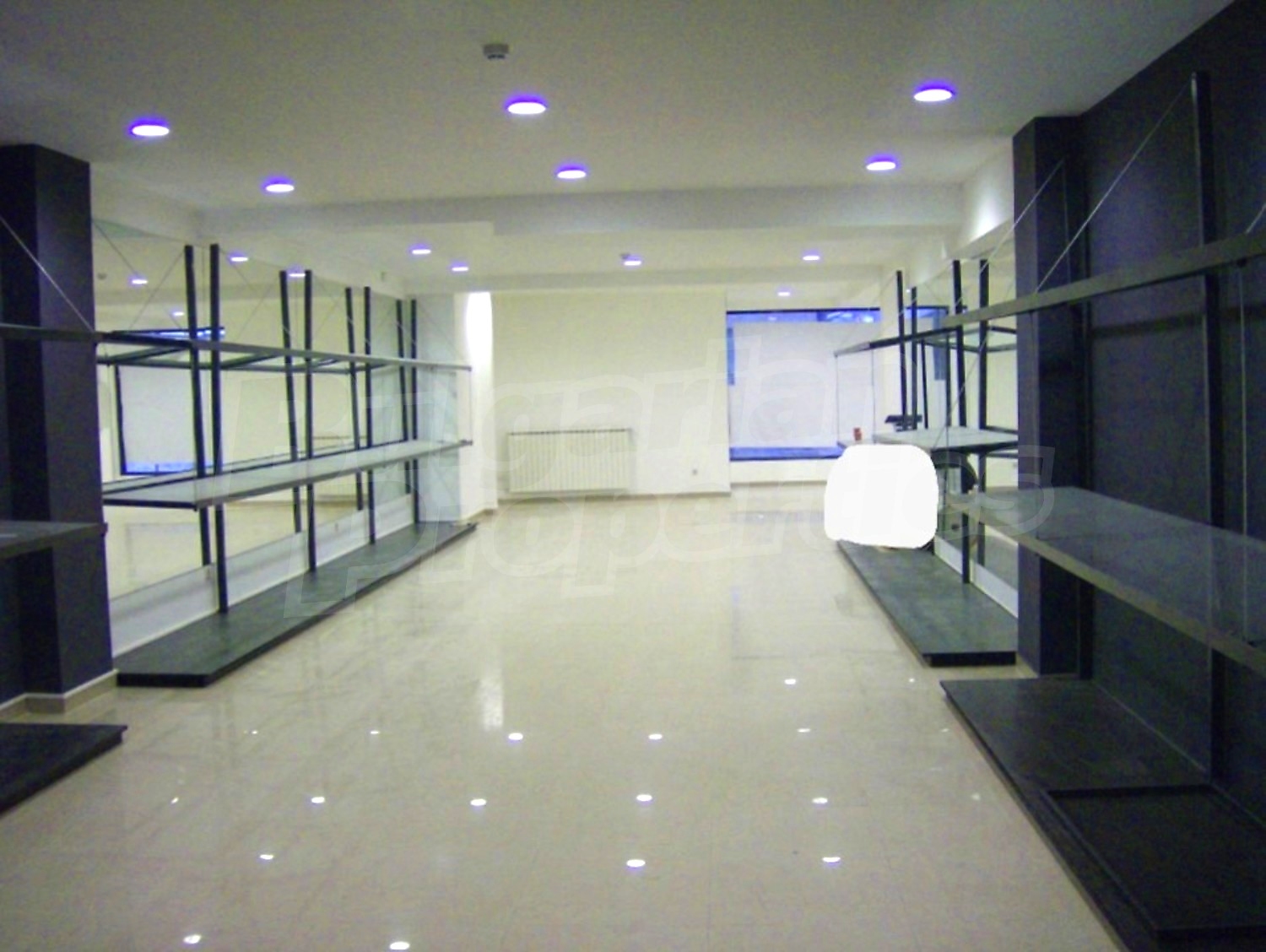 Gallery Picture 9