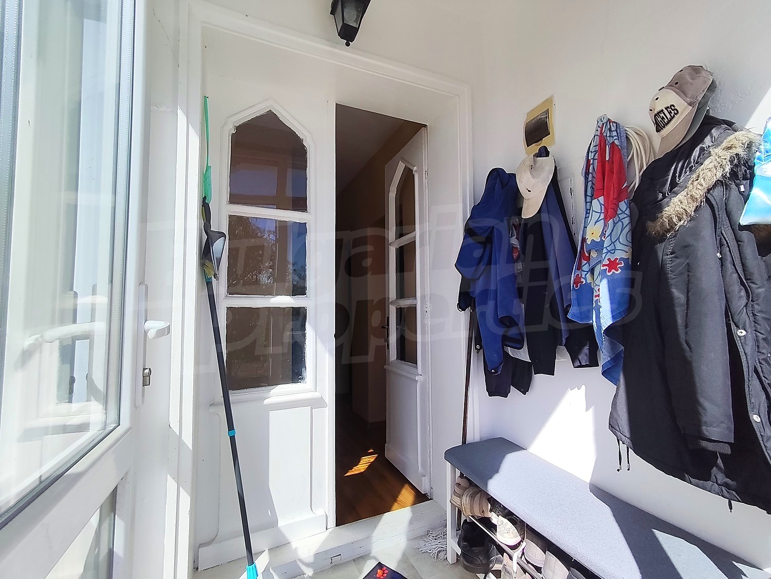 Gallery Picture 8