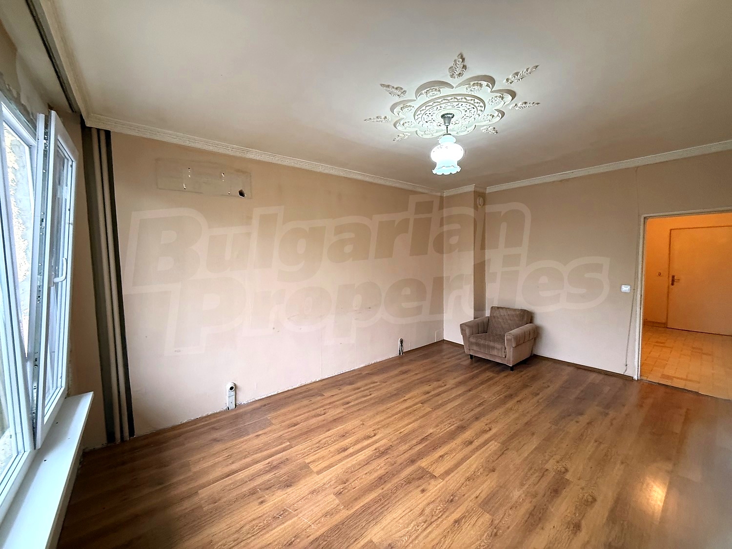 Gallery Picture 6