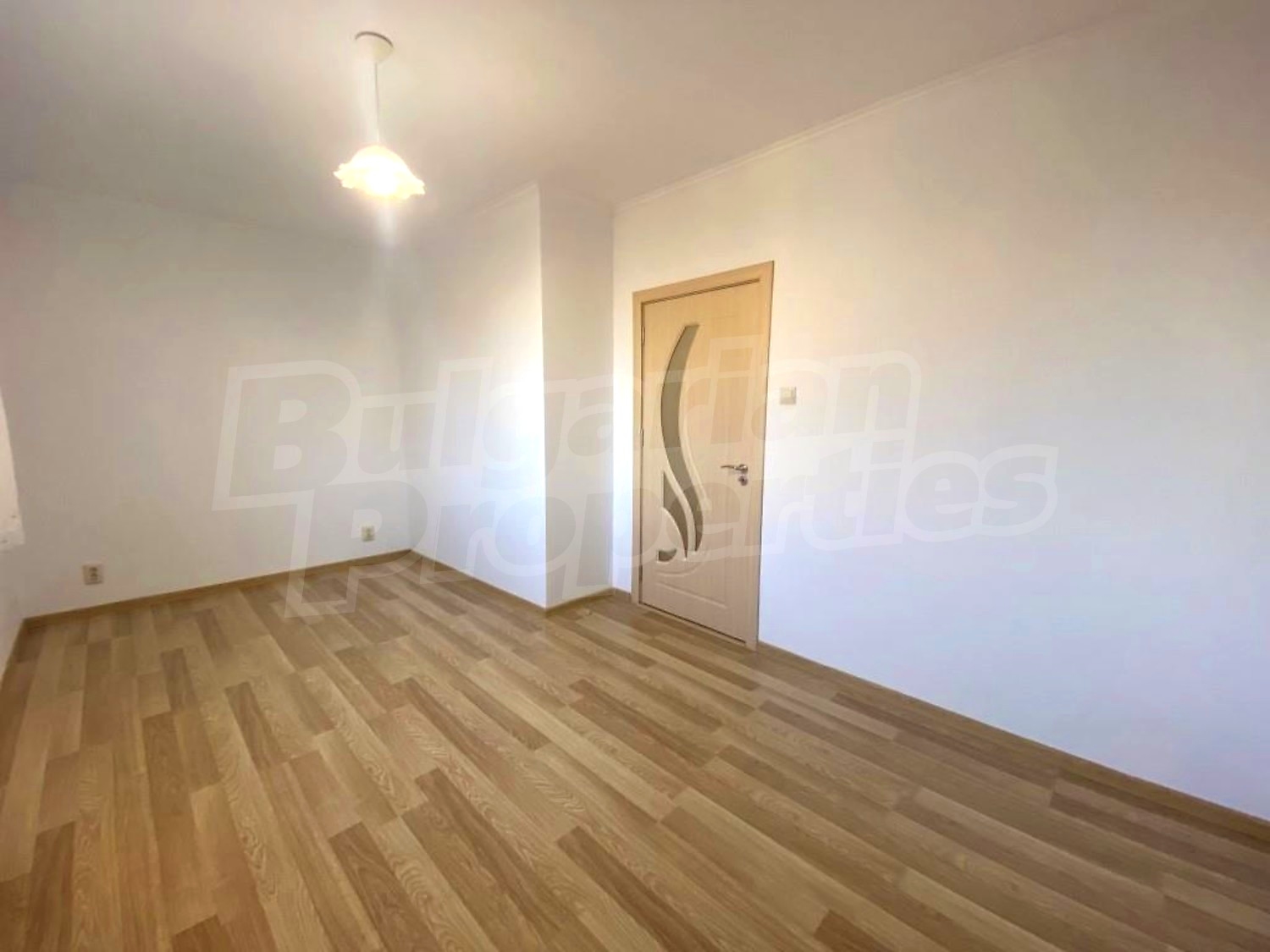 Gallery Picture 33