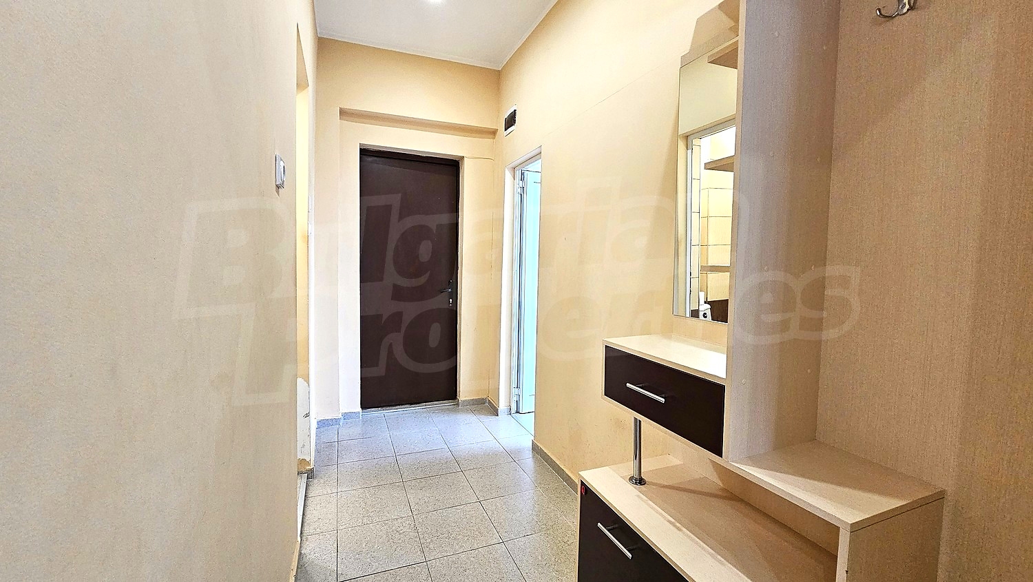 Gallery Picture 12