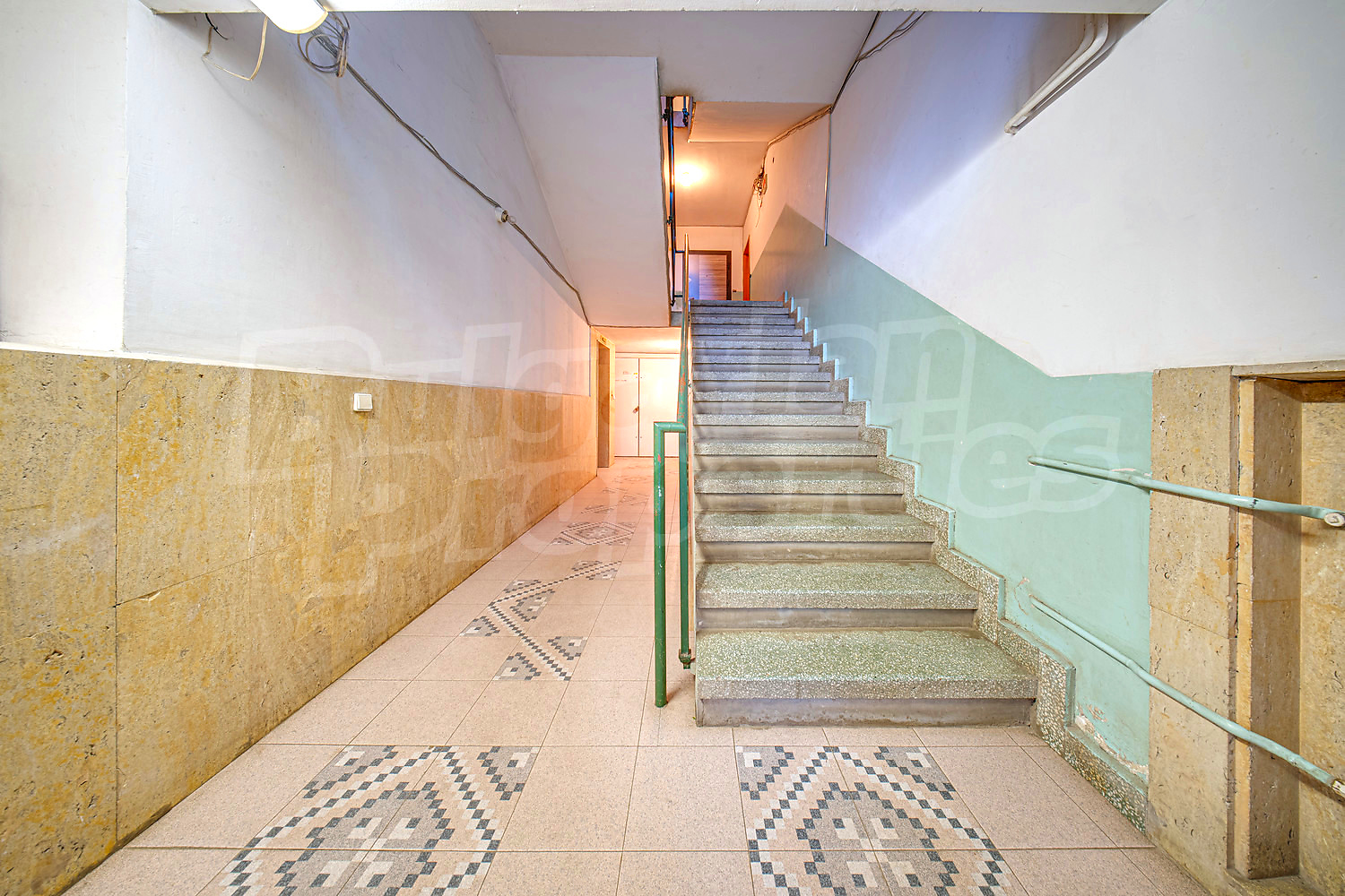 Gallery Picture 16