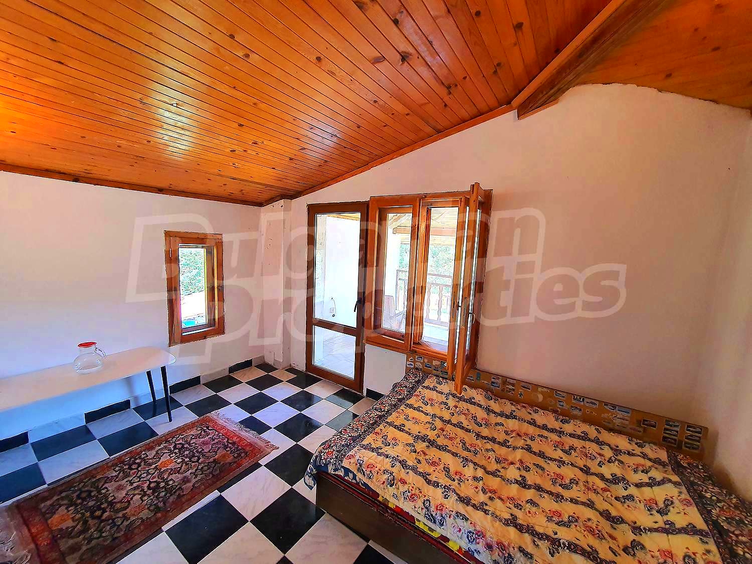 Gallery Picture 24