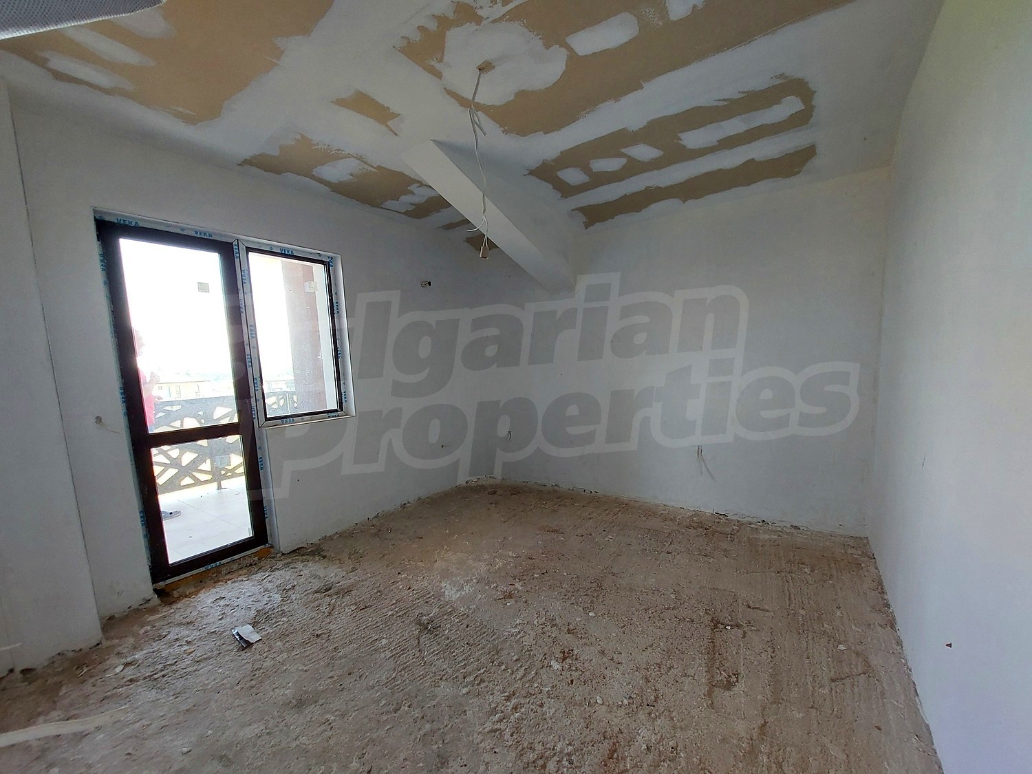 Gallery Picture 13