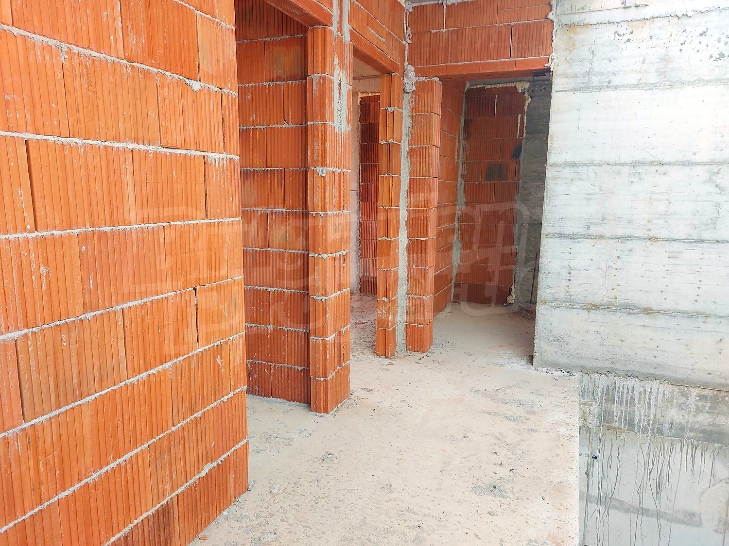 Gallery Picture 6