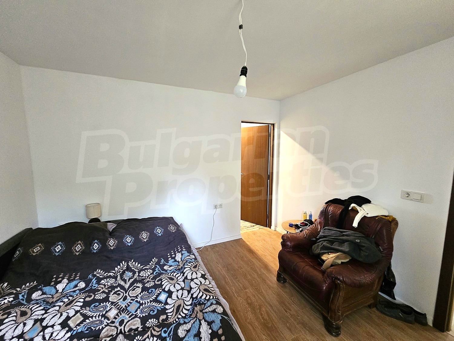 Gallery Picture 13