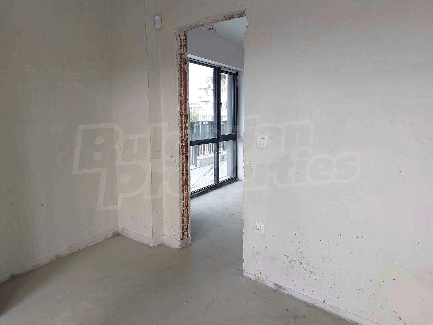 Gallery Picture 37