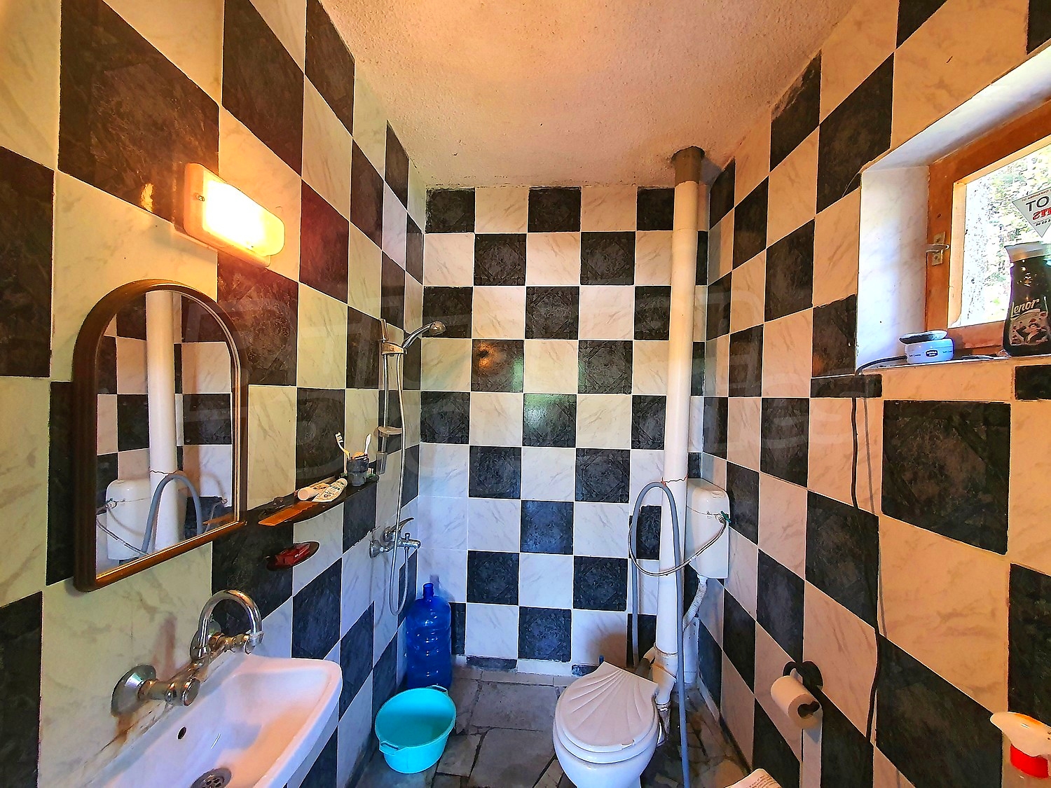 Gallery Picture 17