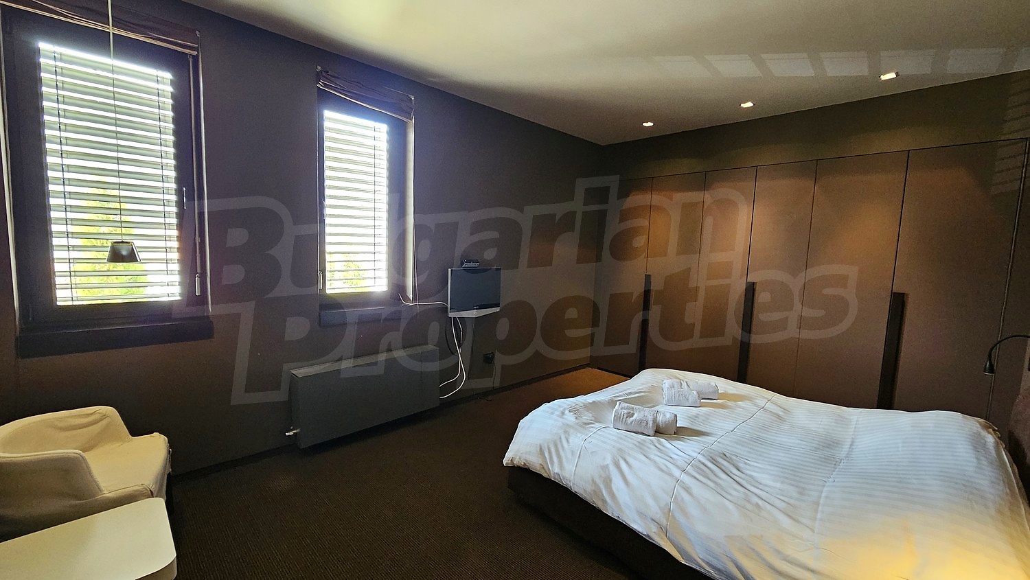 Gallery Picture 26