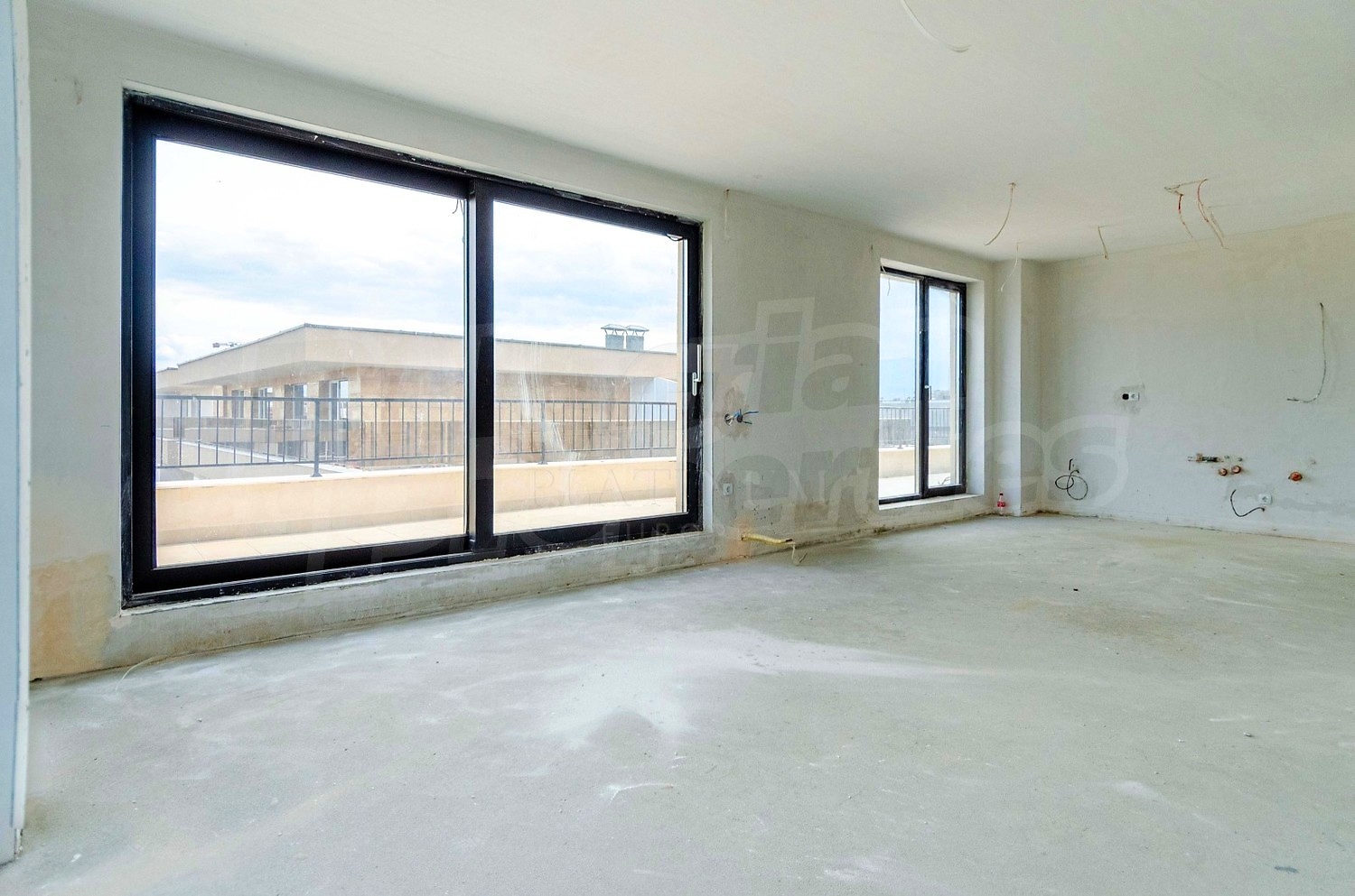 Gallery Picture 5