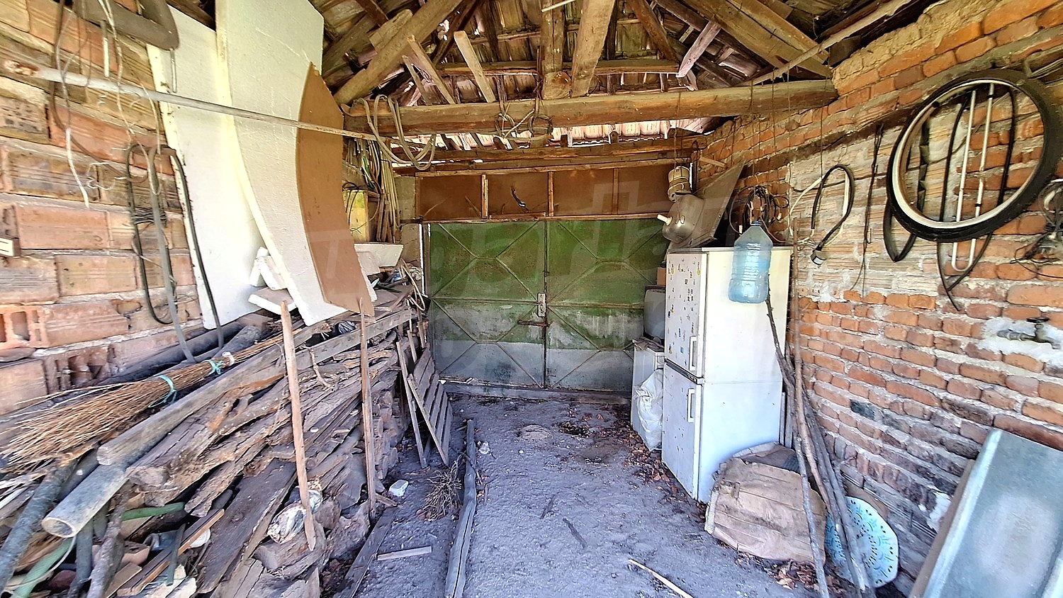 Gallery Picture 17