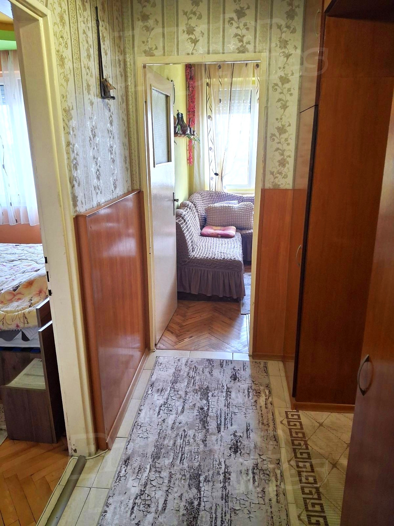 Gallery Picture 10