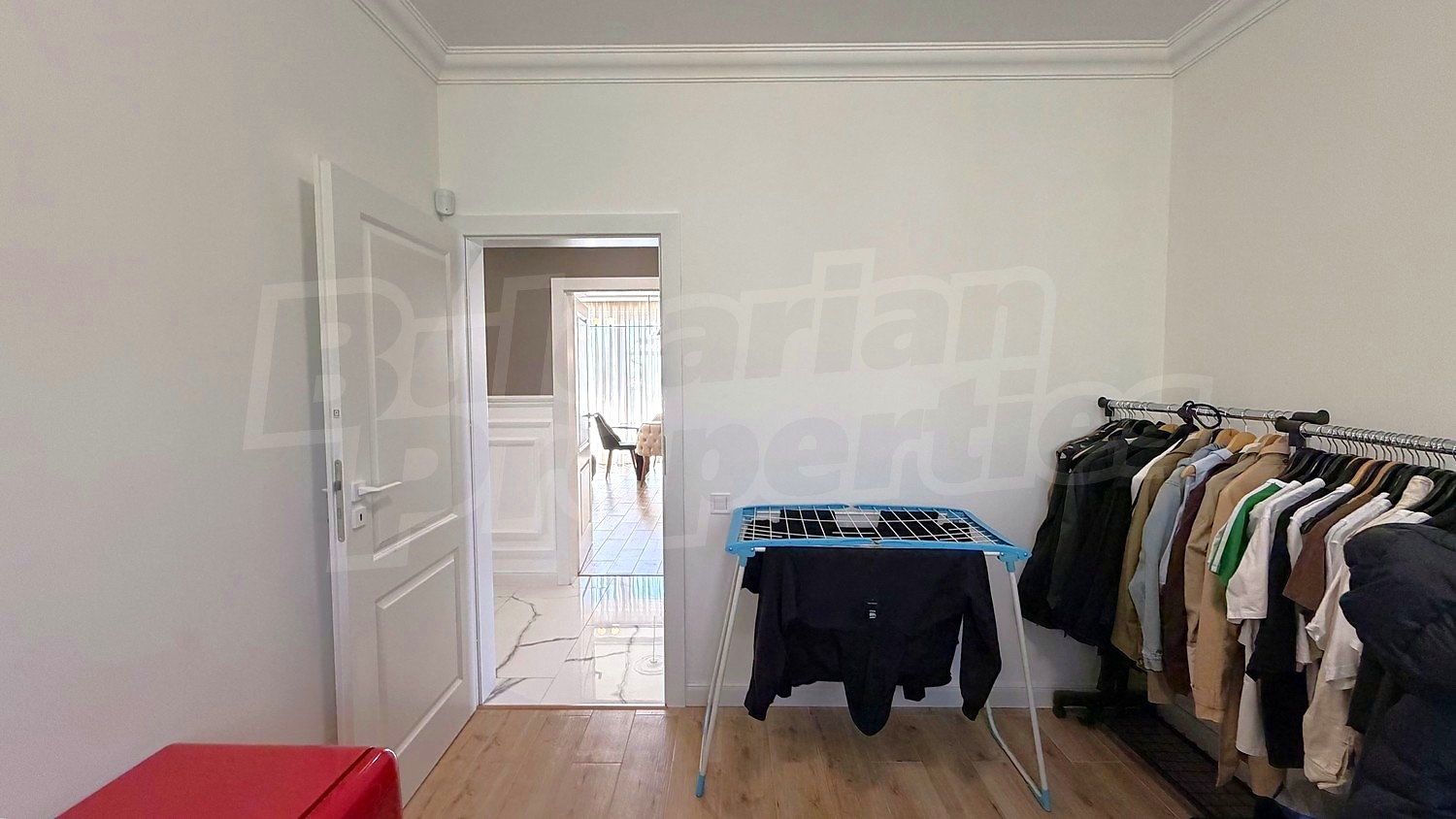 Gallery Picture 32