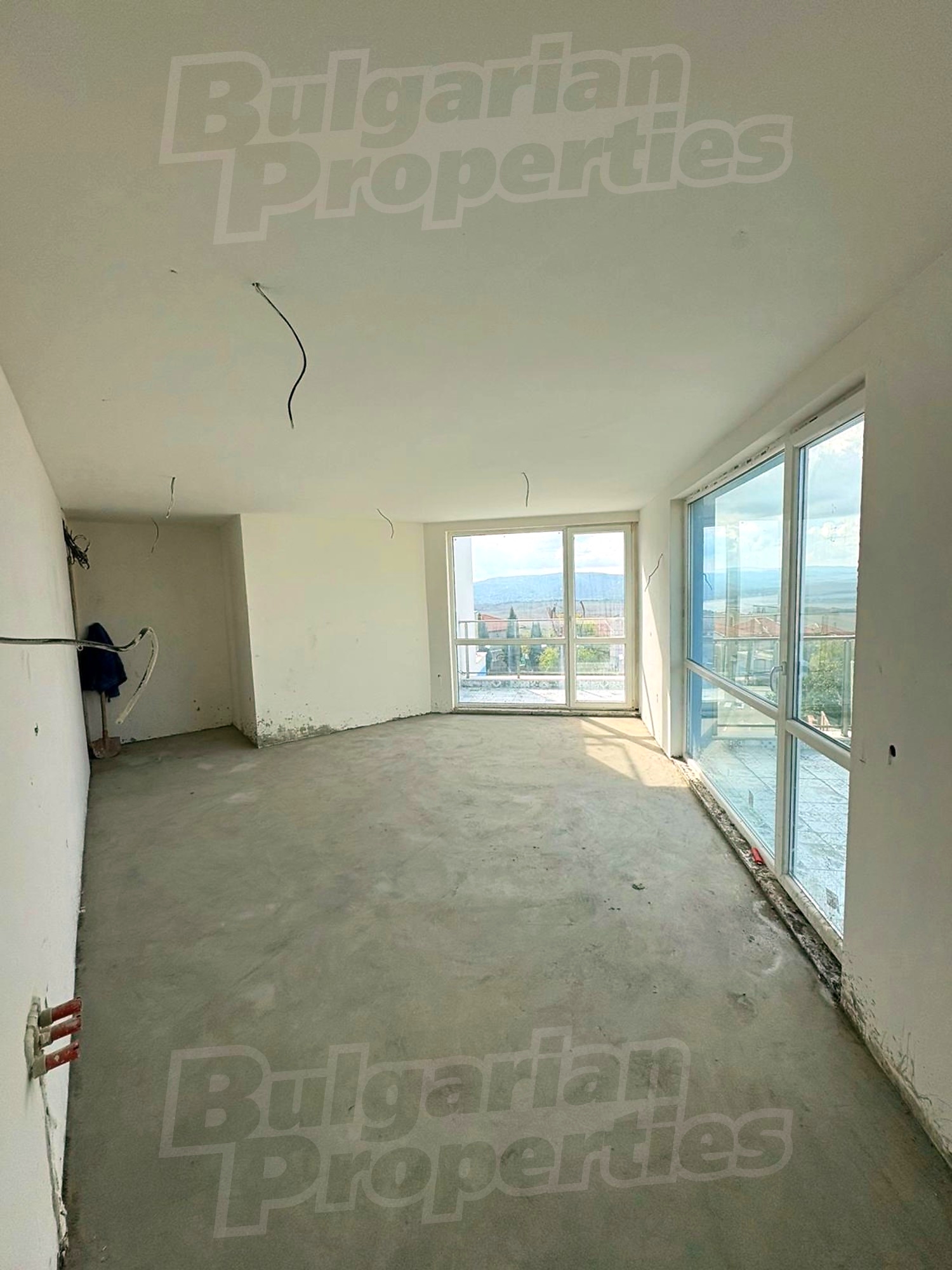 Gallery Picture 10