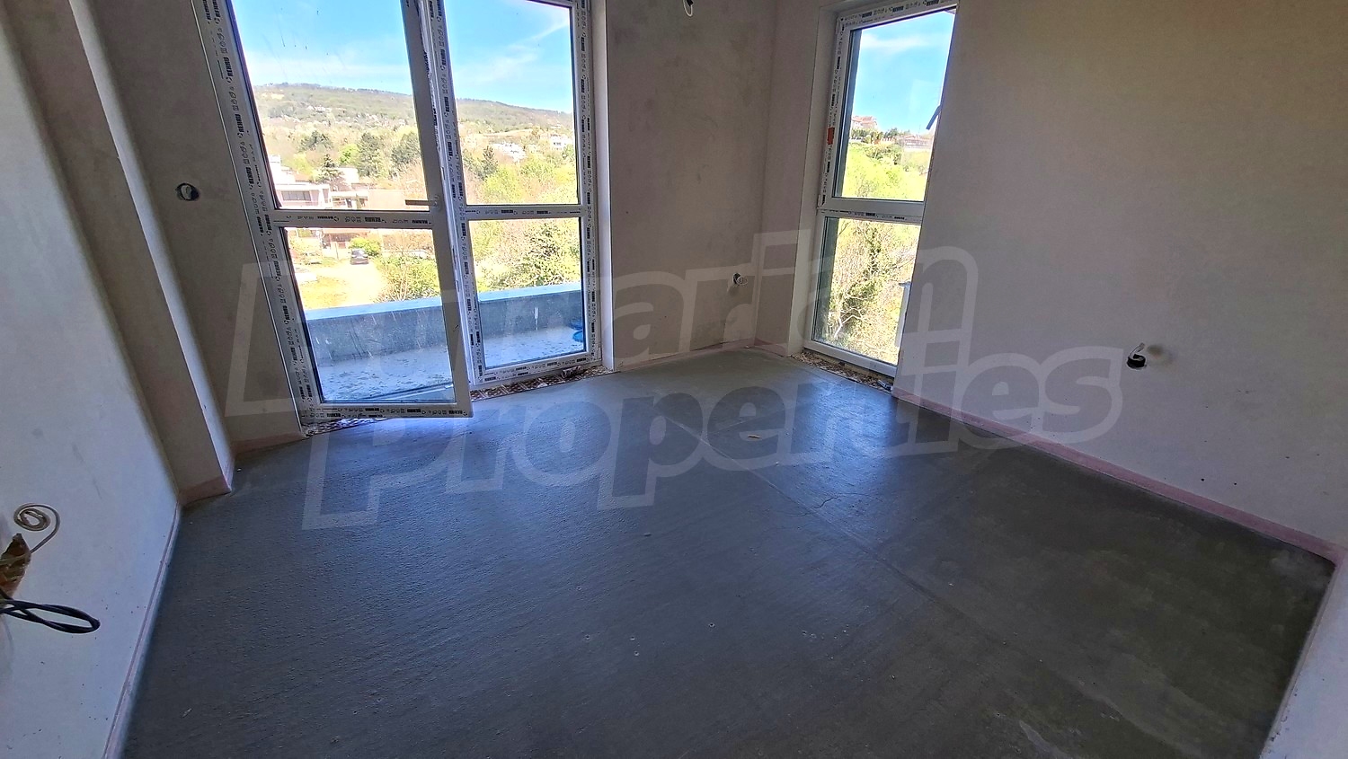 Gallery Picture 2