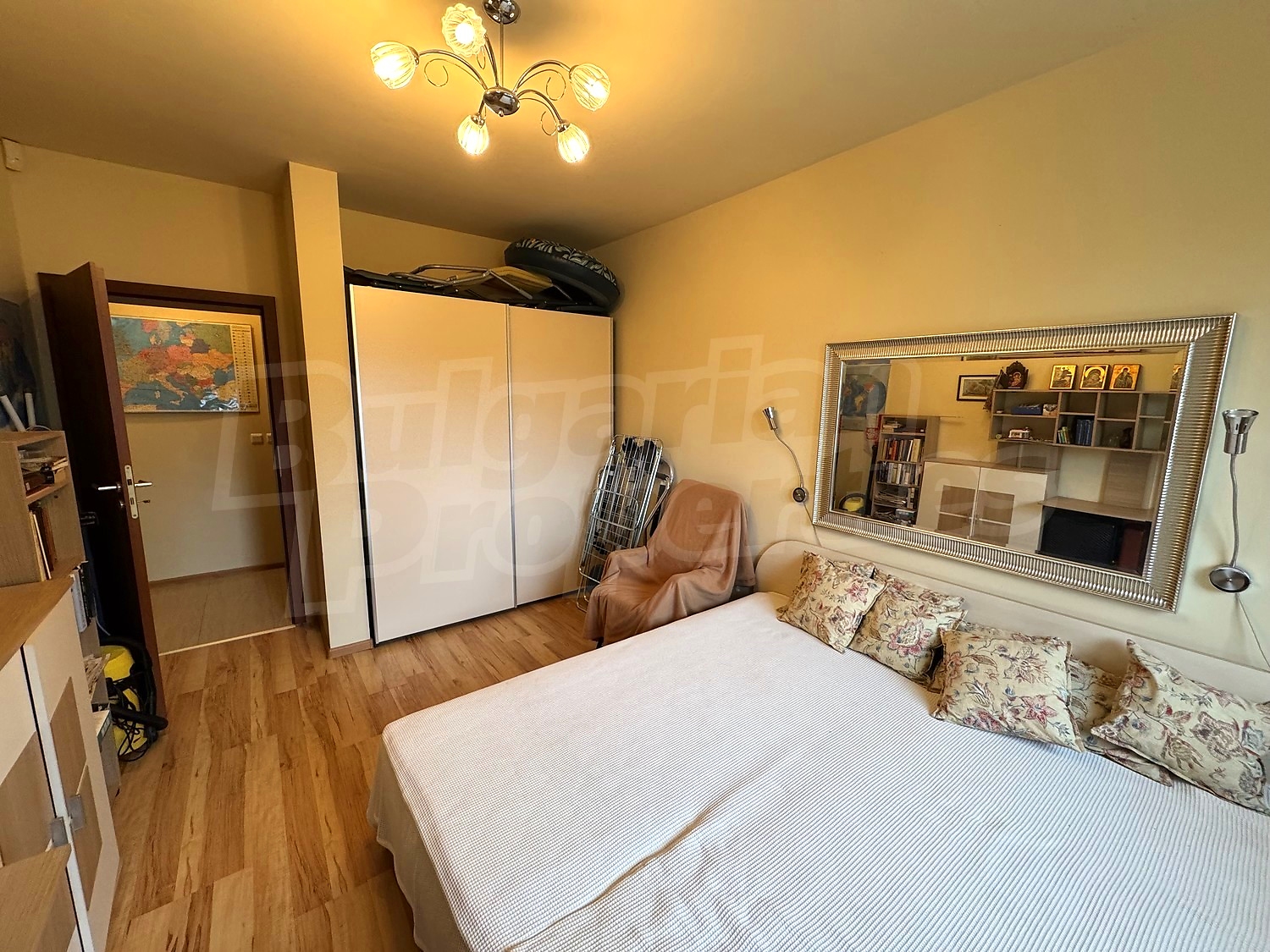 Gallery Picture 17