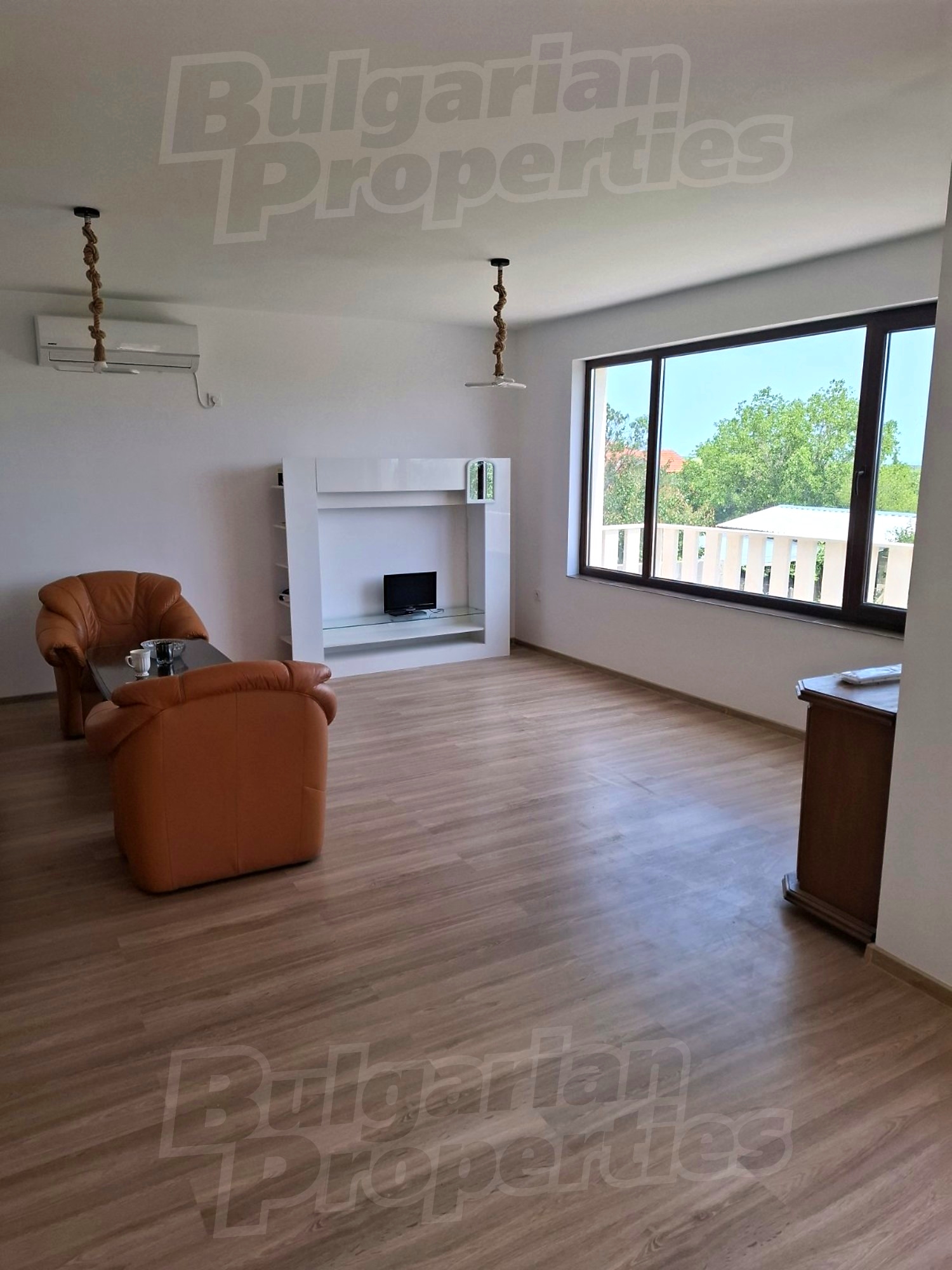 Gallery Picture 18