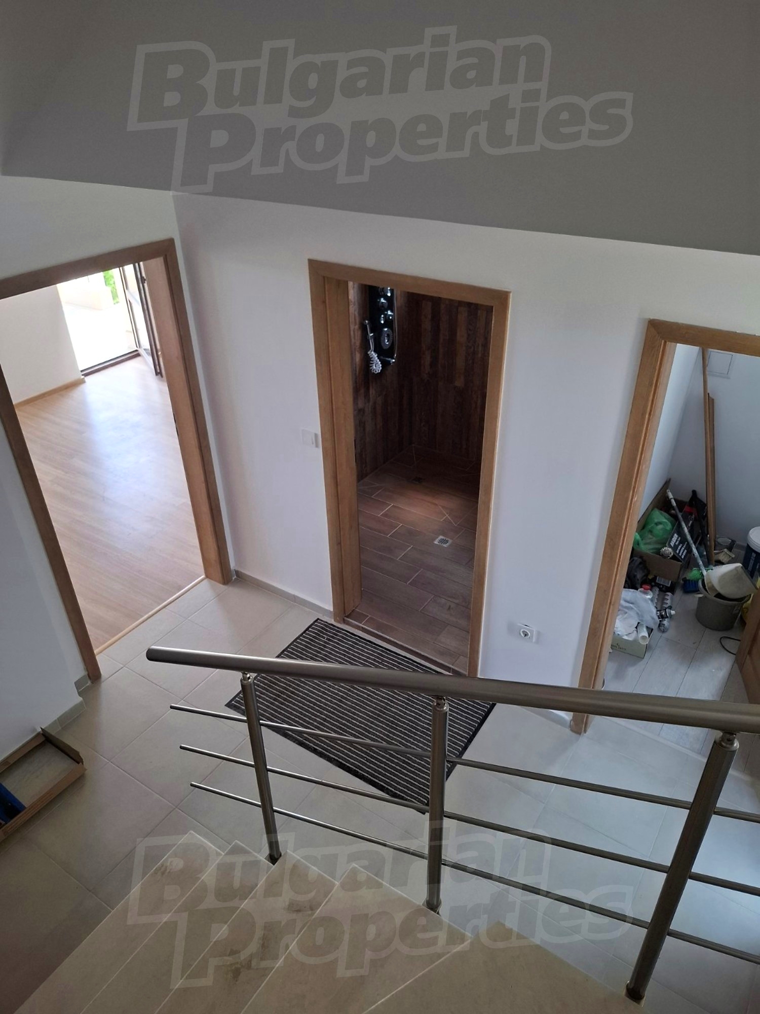Gallery Picture 23